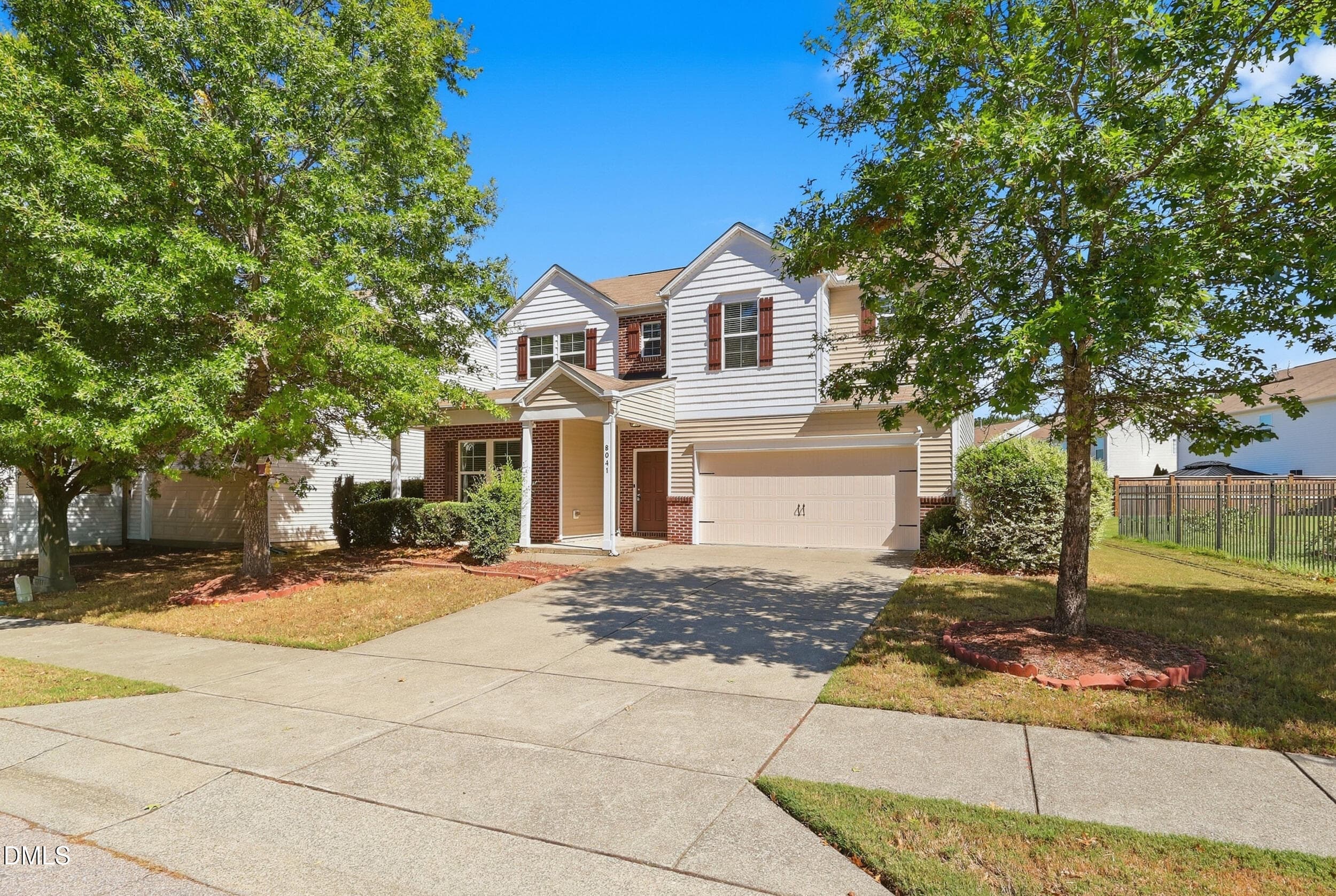 pearce-media-8041-hartham-park-ave-03 - 8041 Hartham Park Avenue, Raleigh, NC 27616