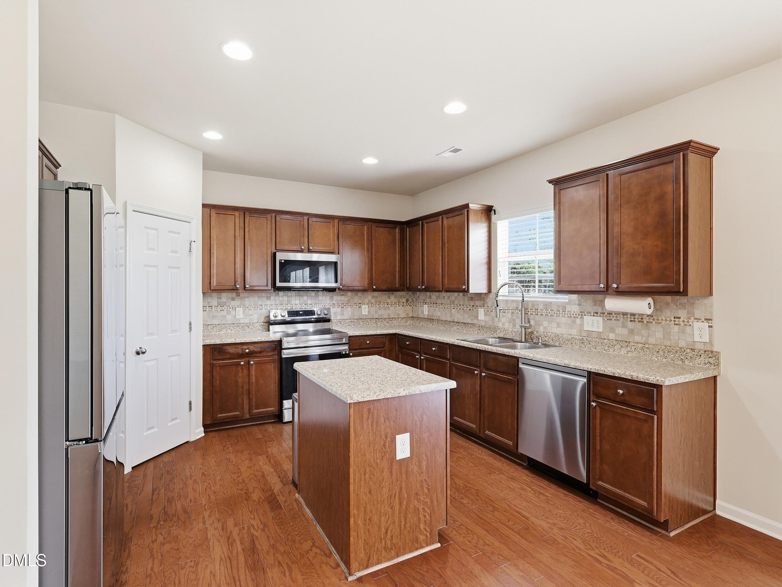 pearce-media-8041-hartham-park-ave-15 - 8041 Hartham Park Avenue, Raleigh, NC 27616