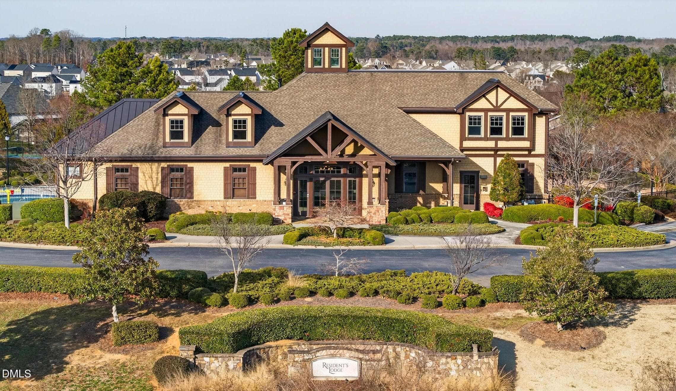 Clubhouse - best - 8041 Hartham Park Avenue, Raleigh, NC 27616