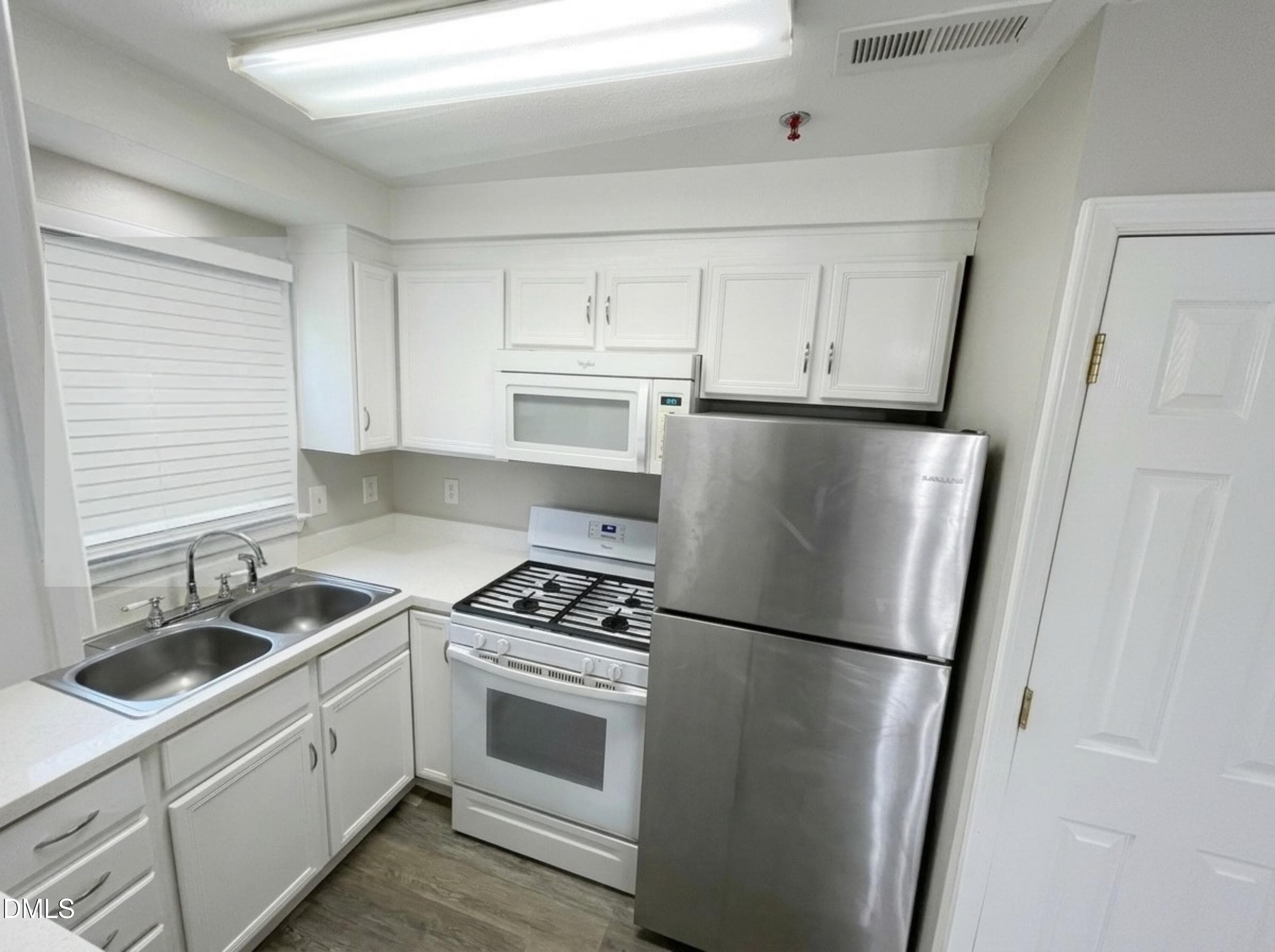 Kitchen - 4703 Blue Bird Court F, Raleigh, NC 27606, Raleigh