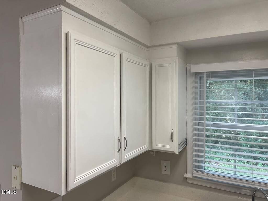 Kitchen -Cabinets15 - 4703 Blue Bird Court F, Raleigh, NC 27606, Raleigh