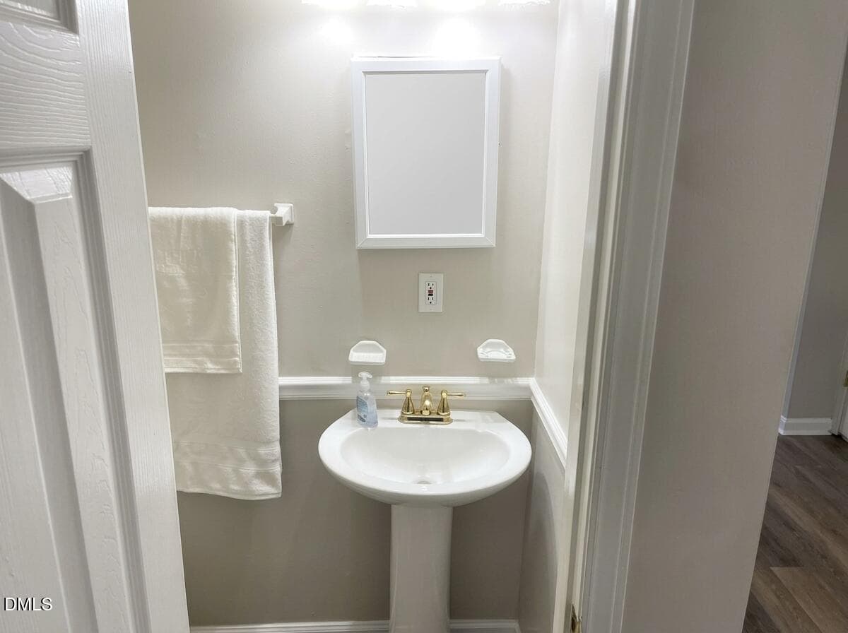 Bathroom Downstairs - 4703 Blue Bird Court F, Raleigh, NC 27606, Raleigh