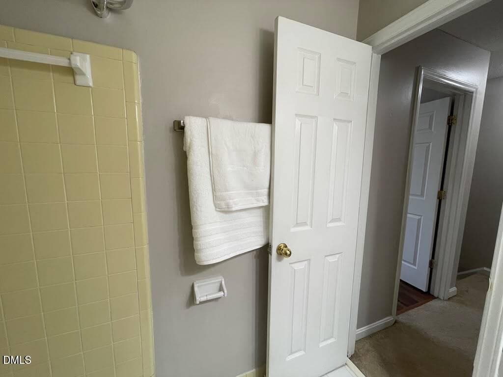 Batroom Upstairs - 4703 Blue Bird Court F, Raleigh, NC 27606, Raleigh