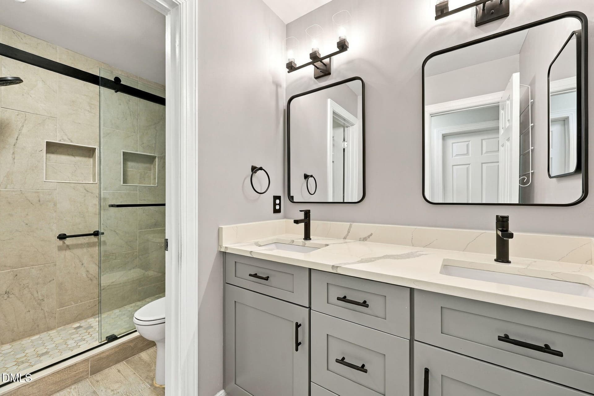 Upstairs Hall Bath - 1500 Whittington Drive, Raleigh, NC 27614