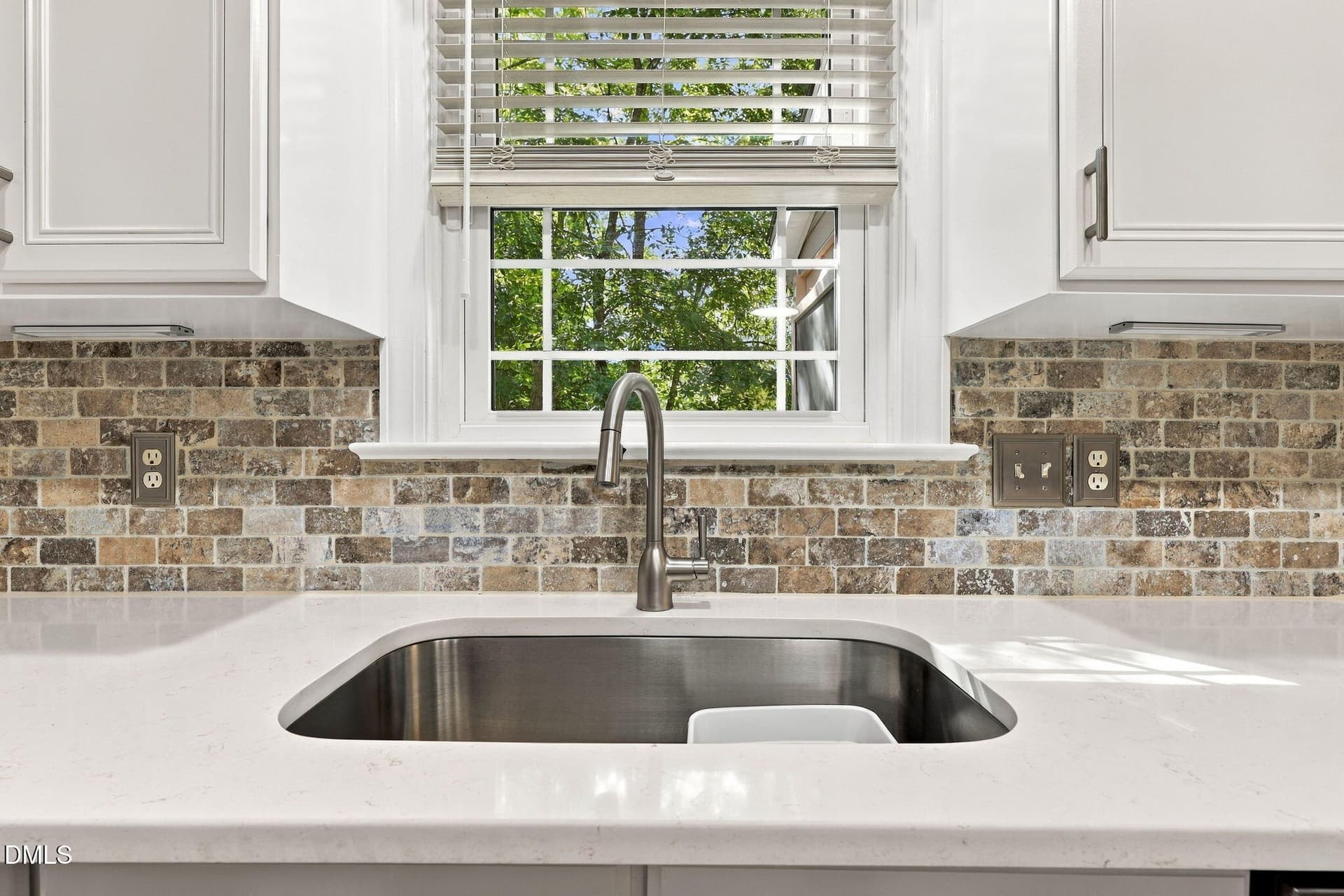 37-web-or-mls-IMG_0089 - 1500 Whittington Drive, Raleigh, NC 27614