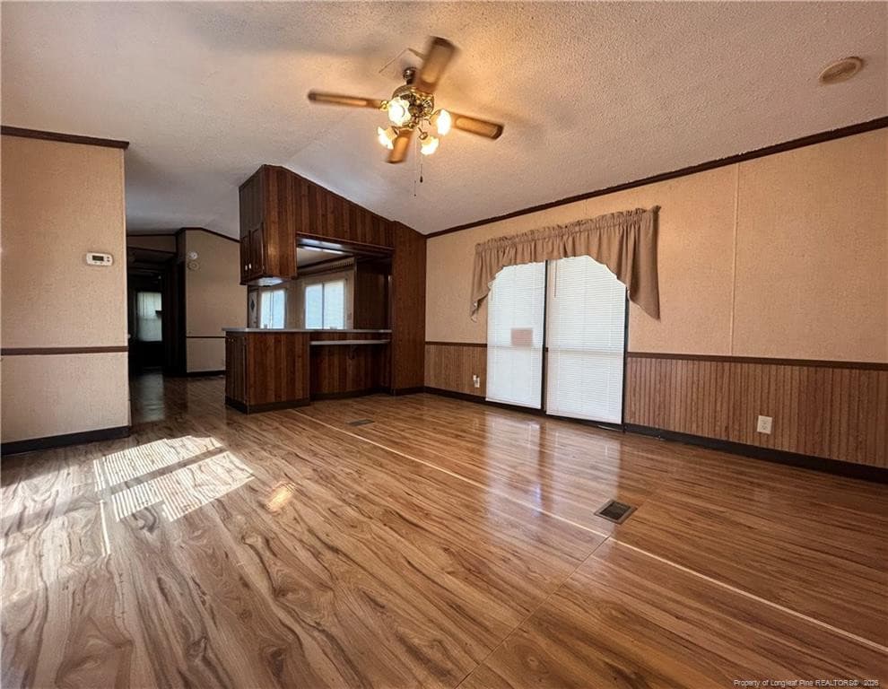 Photo 2 - 114 Plymouth Way, Raeford, NC 28376