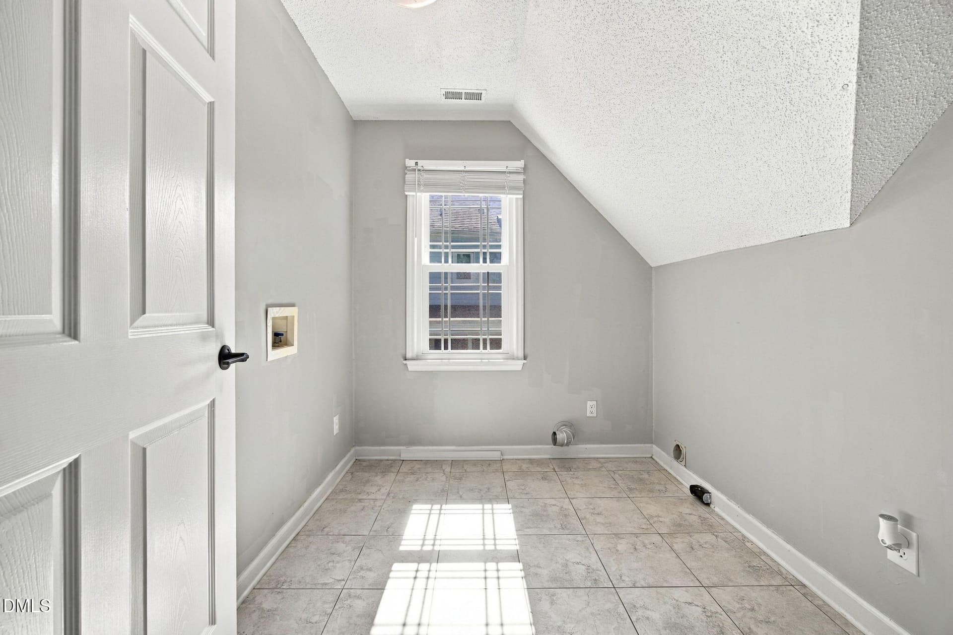 42-web-or-mls-IMG_6532 - 5109 Knightsbridge Way, Raleigh, NC 27604