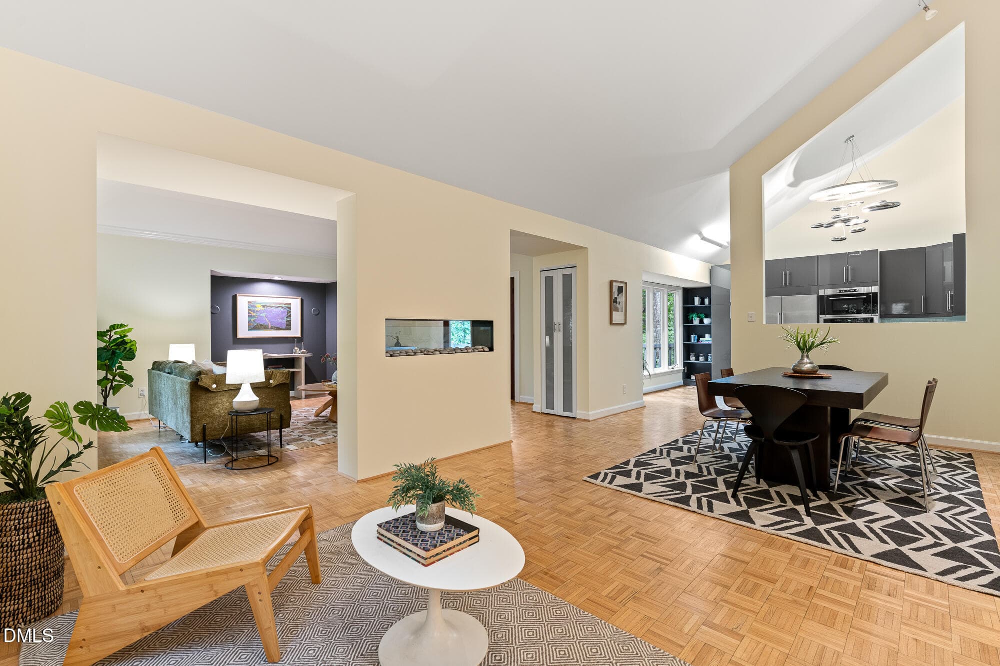 35 Glenmore w-10 - 35 Glenmore Drive, Durham, NC 27707
