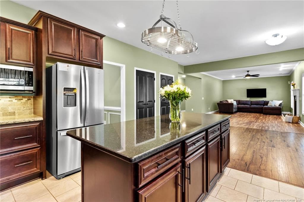 Kitchen - 255 Gwendolyn Way, Fuquay Varina, NC 27526