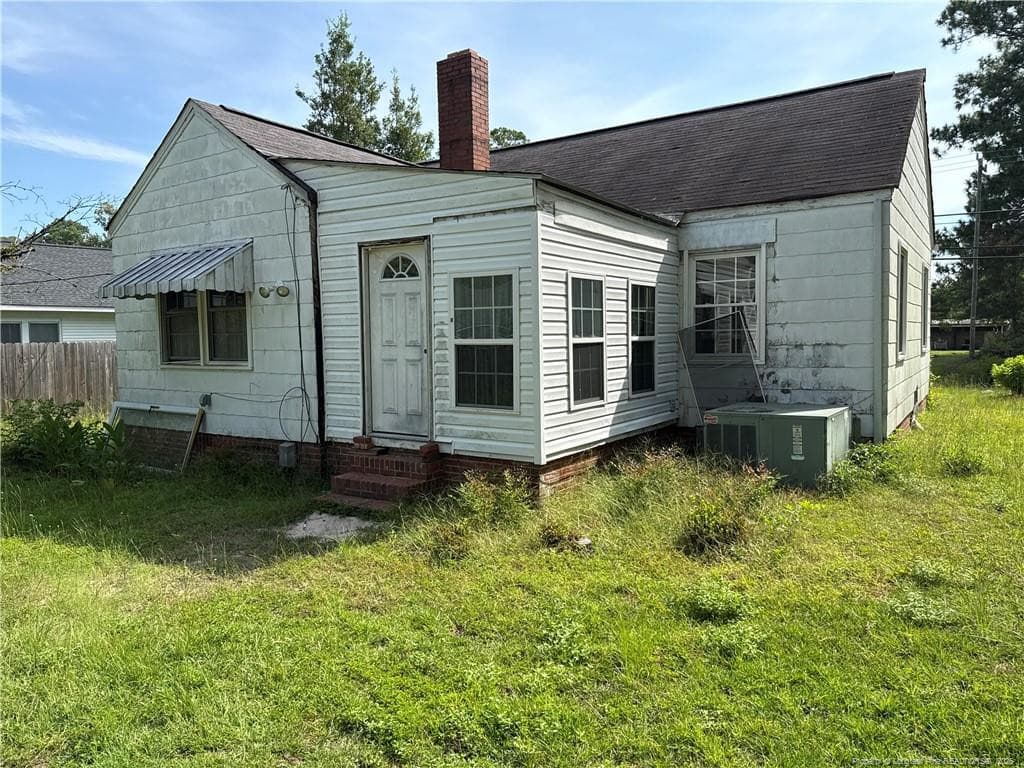 Photo 16 - 702 S Main Street, Fairmont, NC 28340