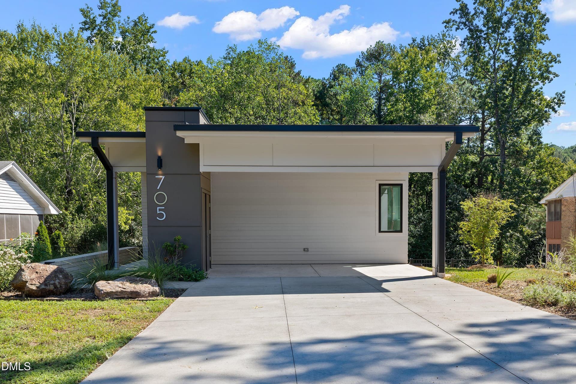 03-705 Lindley_7863 - 705 Lindley Drive, Durham, NC 27703