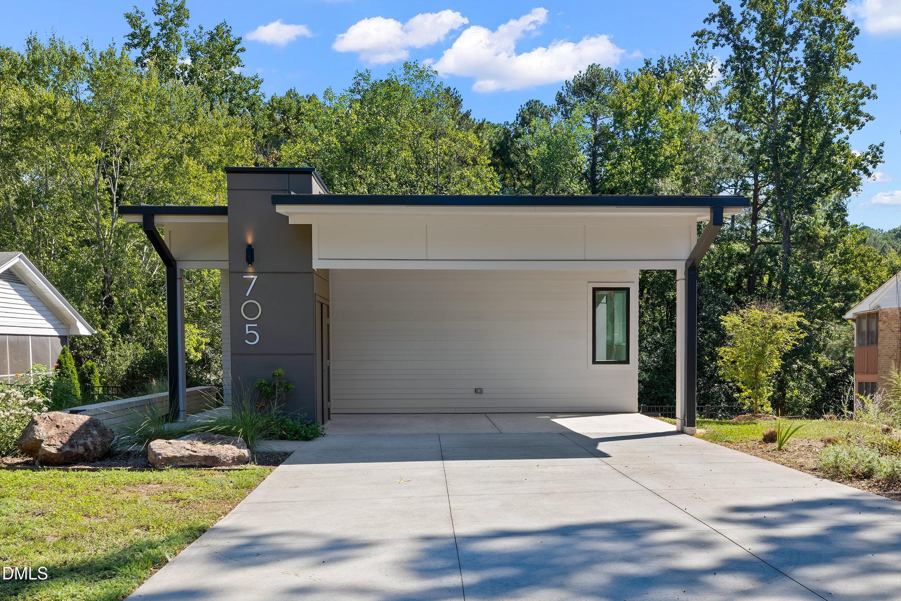 03-705 Lindley_7863 - 705 Lindley Drive, Durham, NC 27703