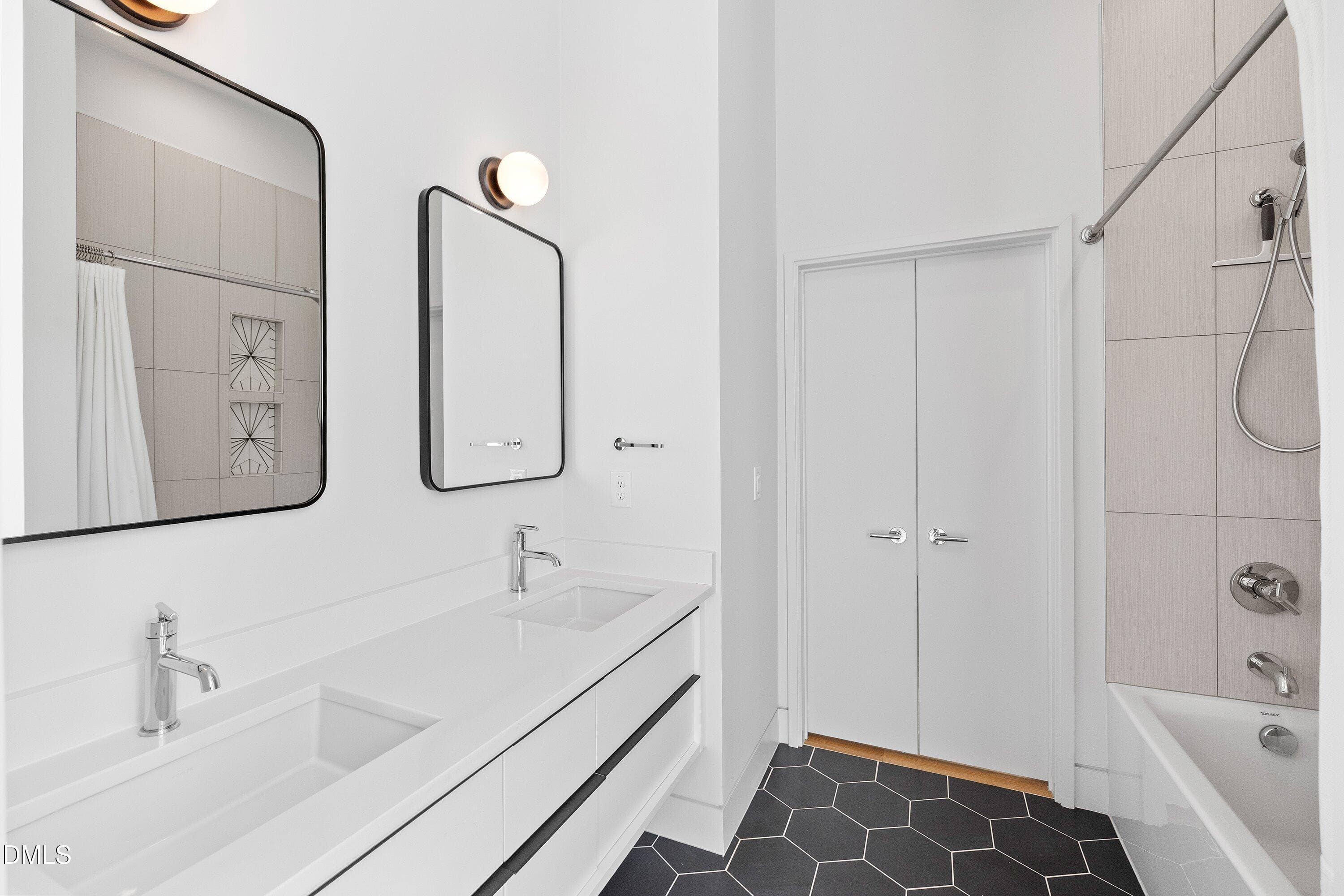 25-705 Lindley_7783 - 705 Lindley Drive, Durham, NC 27703
