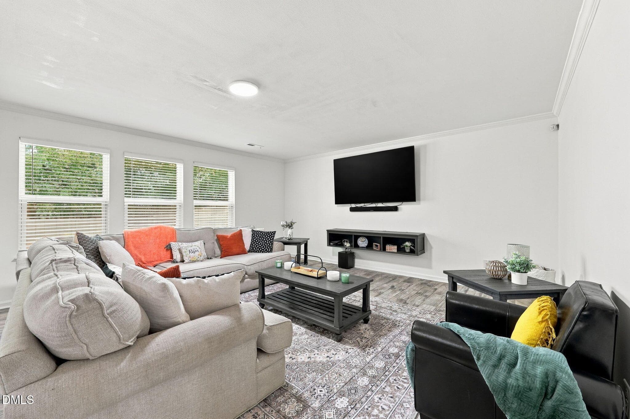 19-web-or-mls-IMG_0017 - 5015 Carnelian Drive, Raleigh, NC 27610