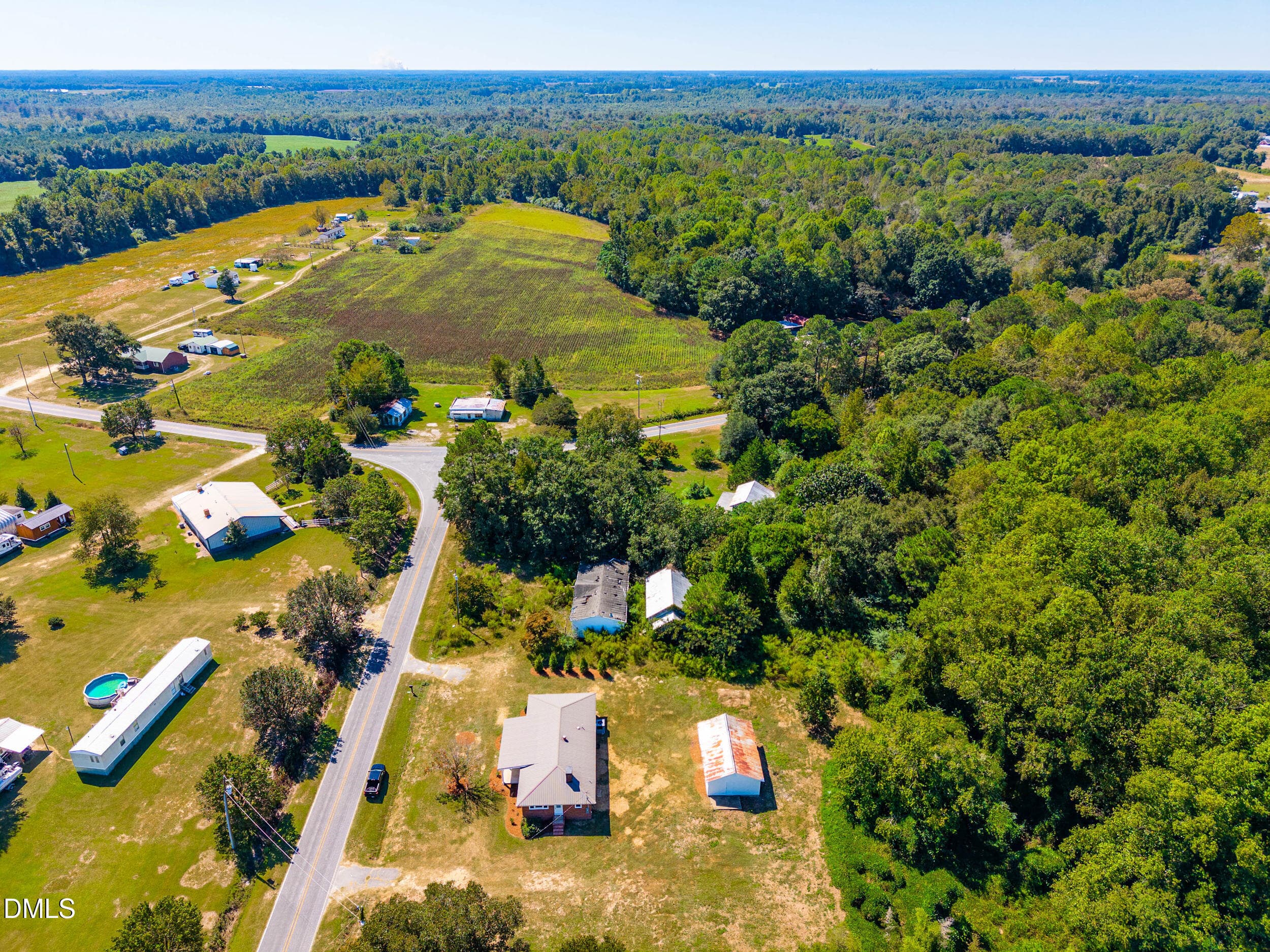 18_dji_20260928123904_0235_d - 858 Maysville School Road, Mount Olive, NC 28365