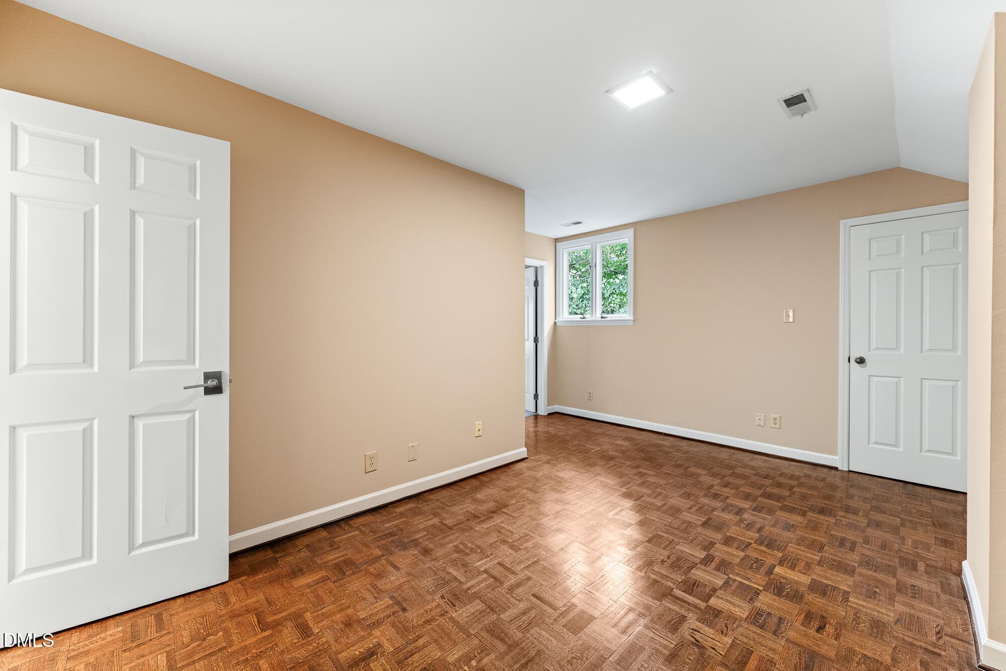 35 Glenmore w-34 - 35 Glenmore Drive, Durham, NC 27707