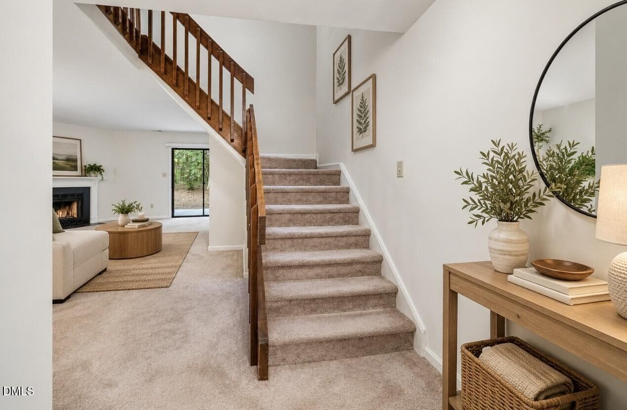 Foyer - 112 Mossbark Lane, Chapel Hill, NC 27514