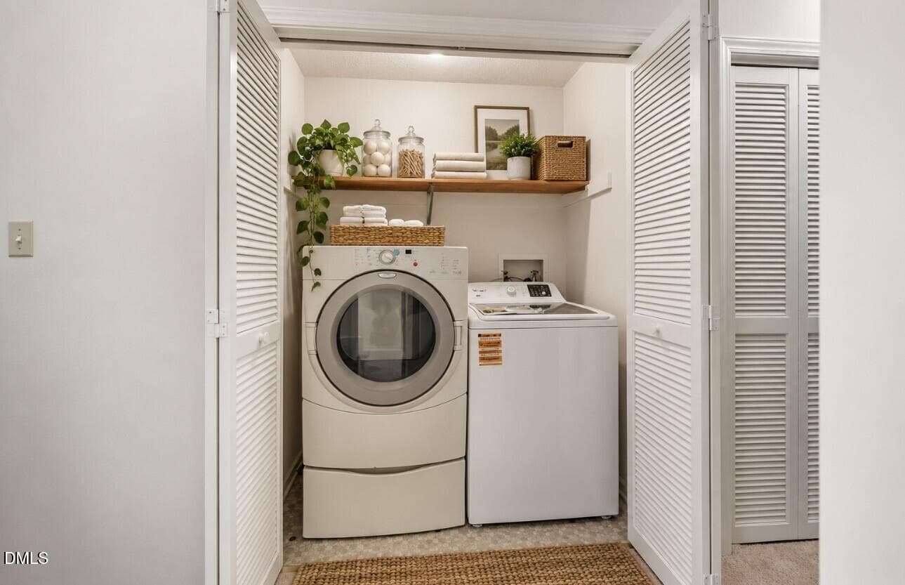 WD - 112 Mossbark Lane, Chapel Hill, NC 27514
