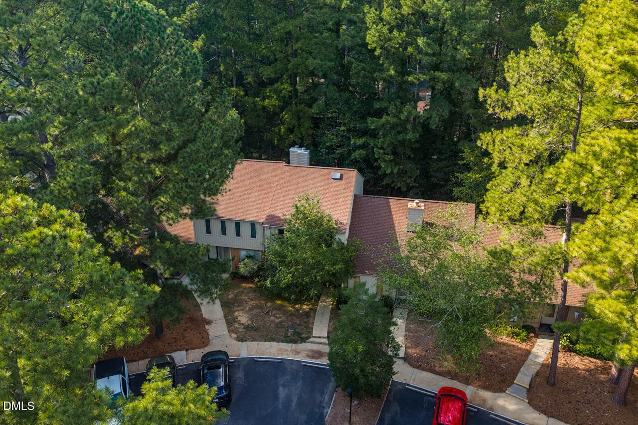 112MossbarkLn-011 - 112 Mossbark Lane, Chapel Hill, NC 27514