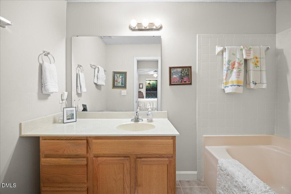 05-2A1A0424 - 112 New Kent Place, Cary, NC 27511