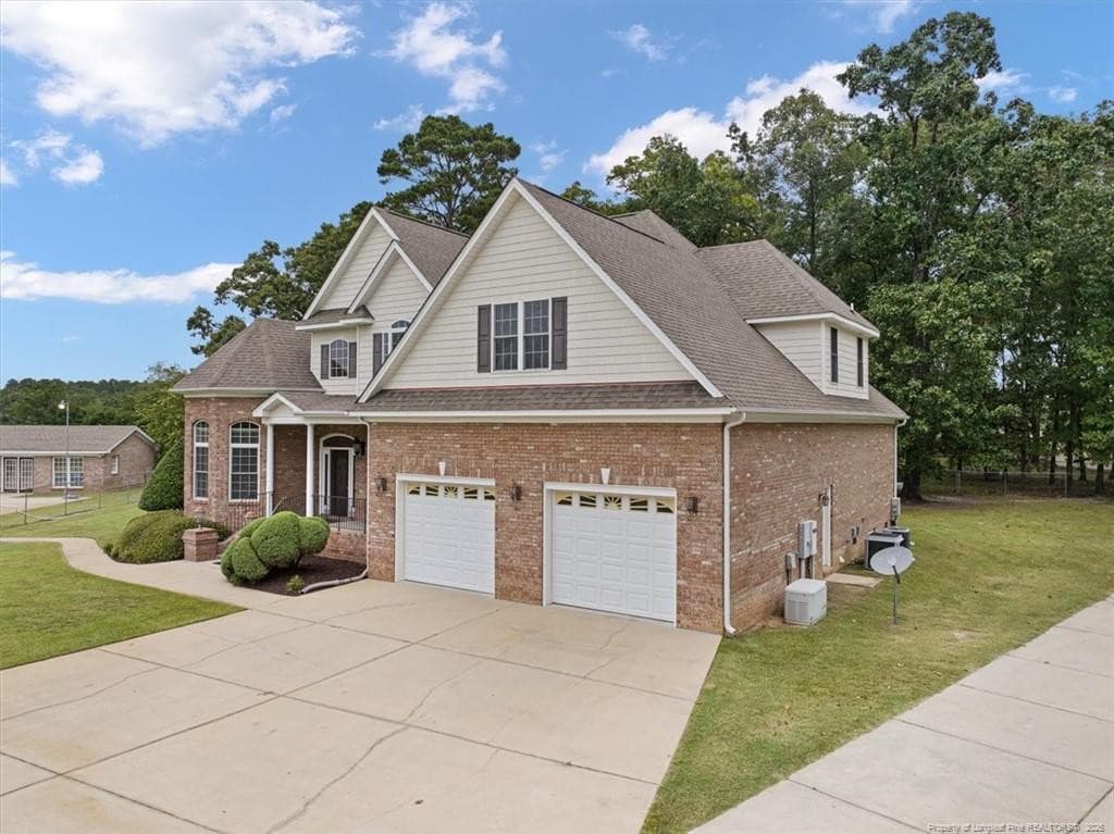 Photo 2 - 5419 Barchetta Drive, Hope Mills, NC 28348