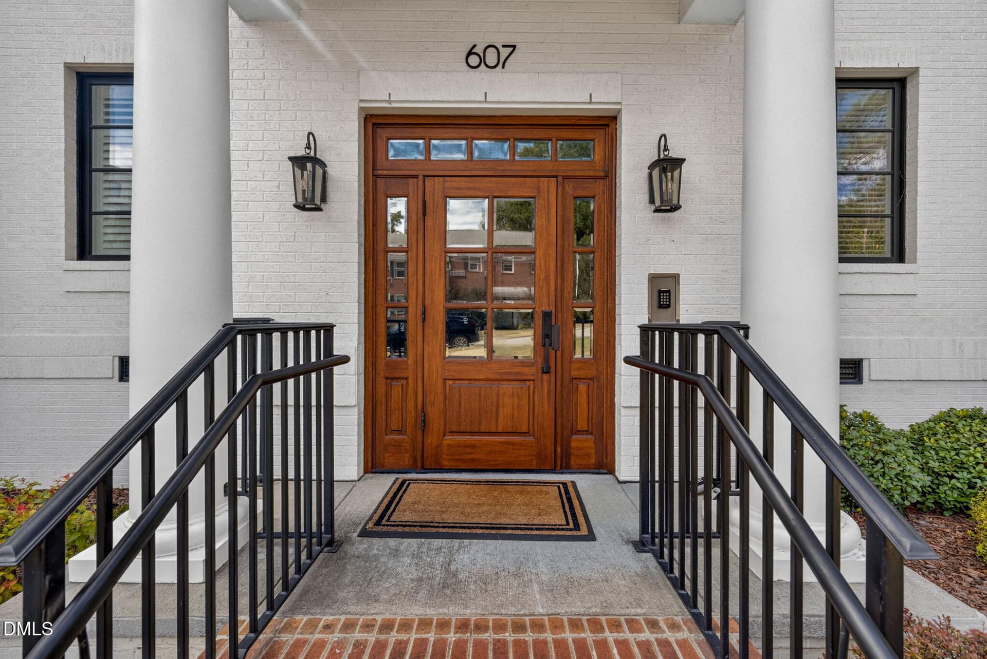 Exterior Front - 607 Smedes Place B, Raleigh, NC 27605