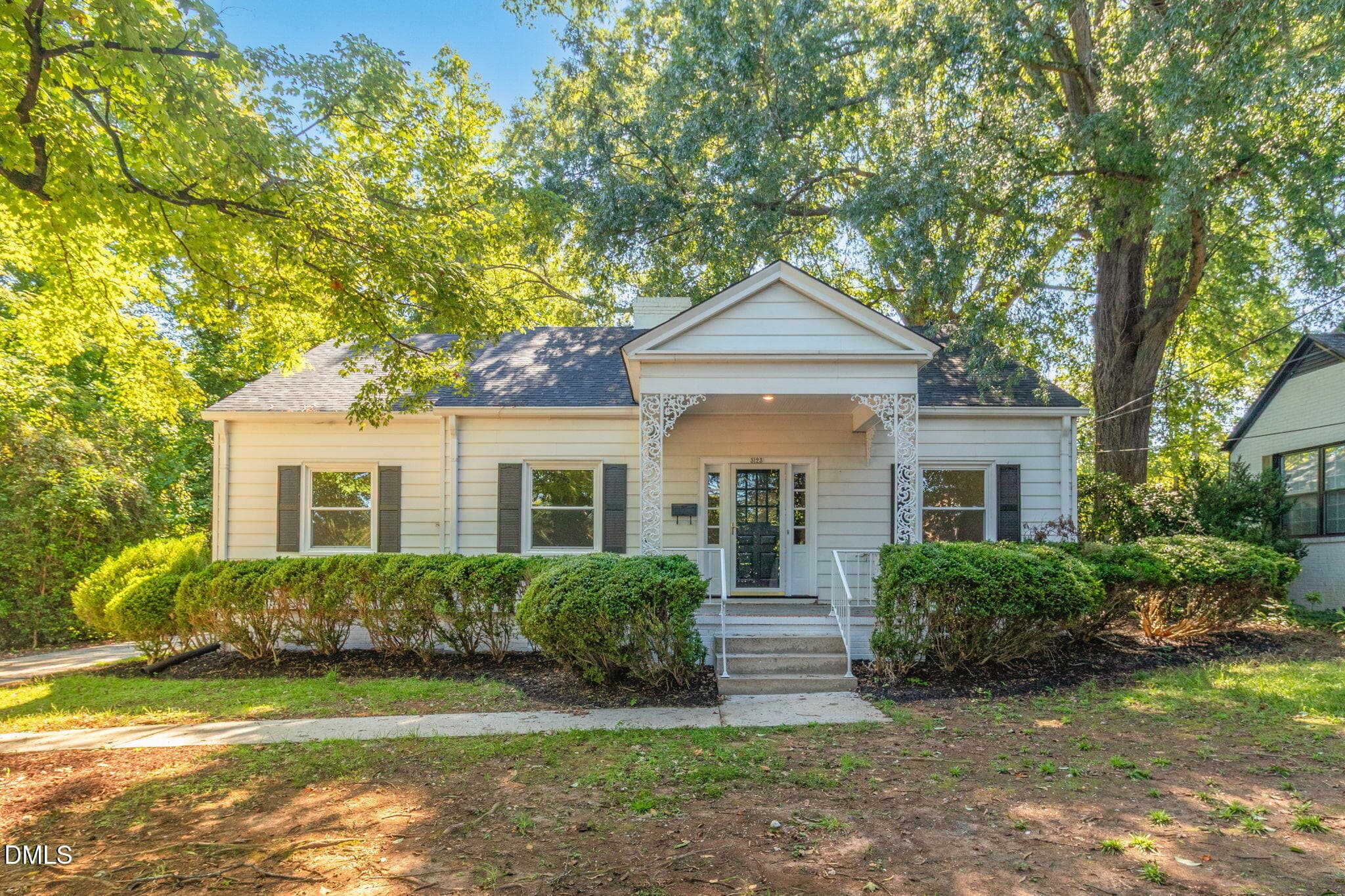 1-web-or-mls-3123 W Friendly Ave-1 - 3123 W Friendly Avenue, Greensboro, NC 27408