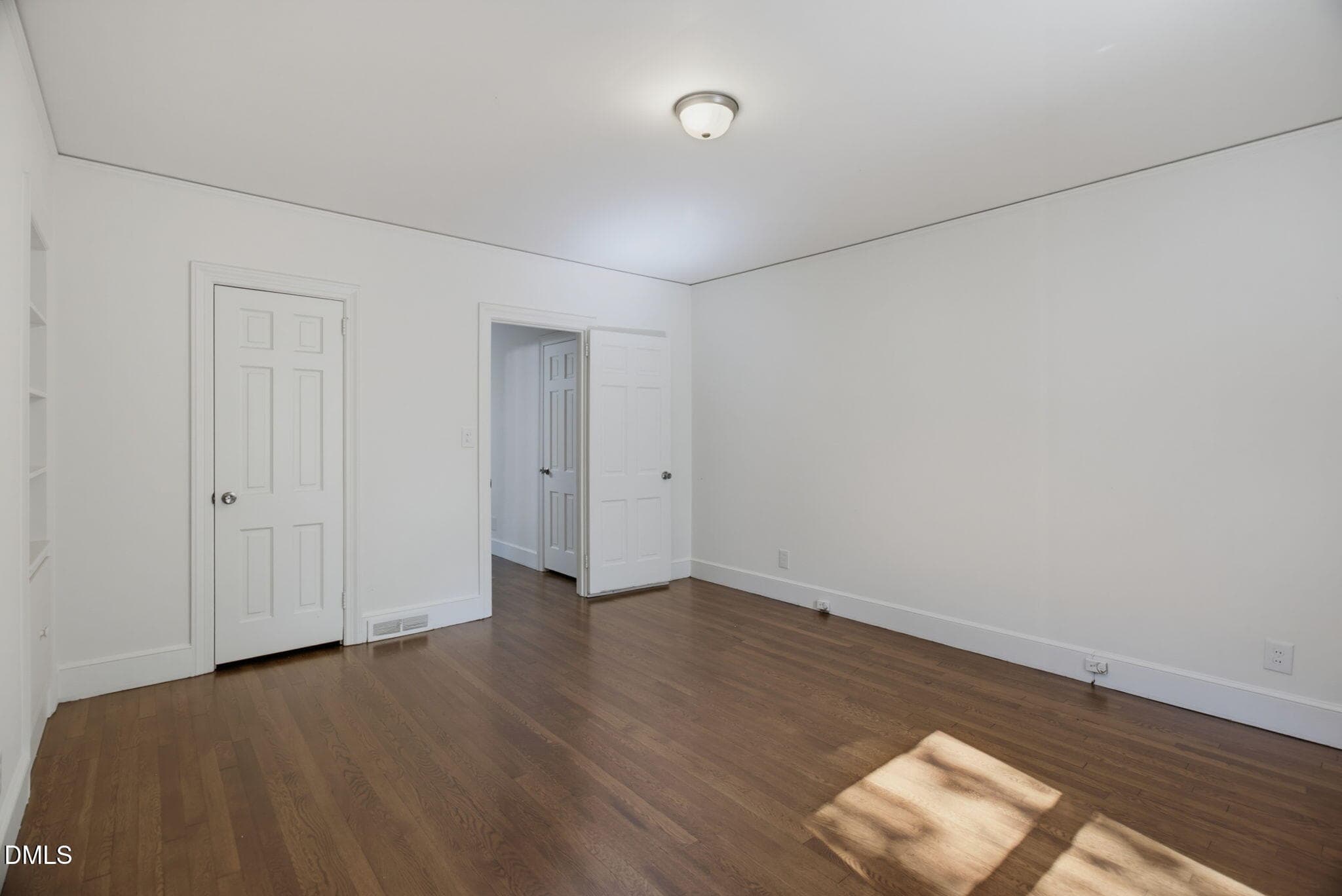 22-web-or-mls-3123 W Friendly Ave-22 - 3123 W Friendly Avenue, Greensboro, NC 27408