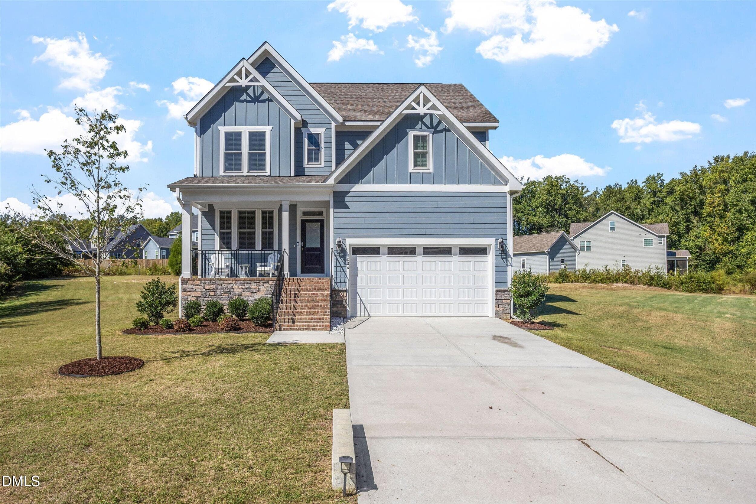 806 Thomas Falls Court, Fuquay Varina, NC 27526