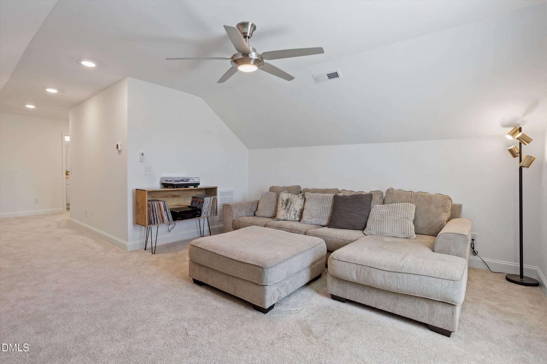 50-806 Thomas Falls Ct_09292026_50 - 806 Thomas Falls Court, Fuquay Varina, NC 27526