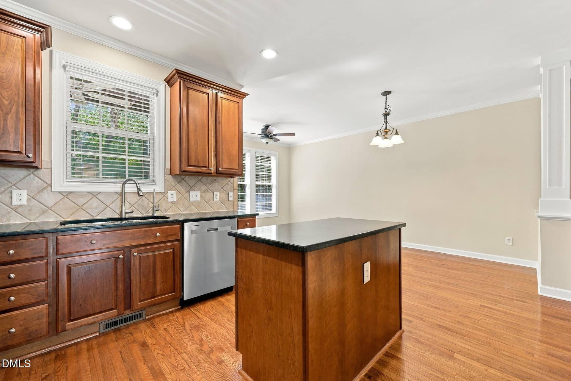 20-web-or-mls-IMG_9650 - 3122 Hudson Hill Lane, Raleigh, NC 27612