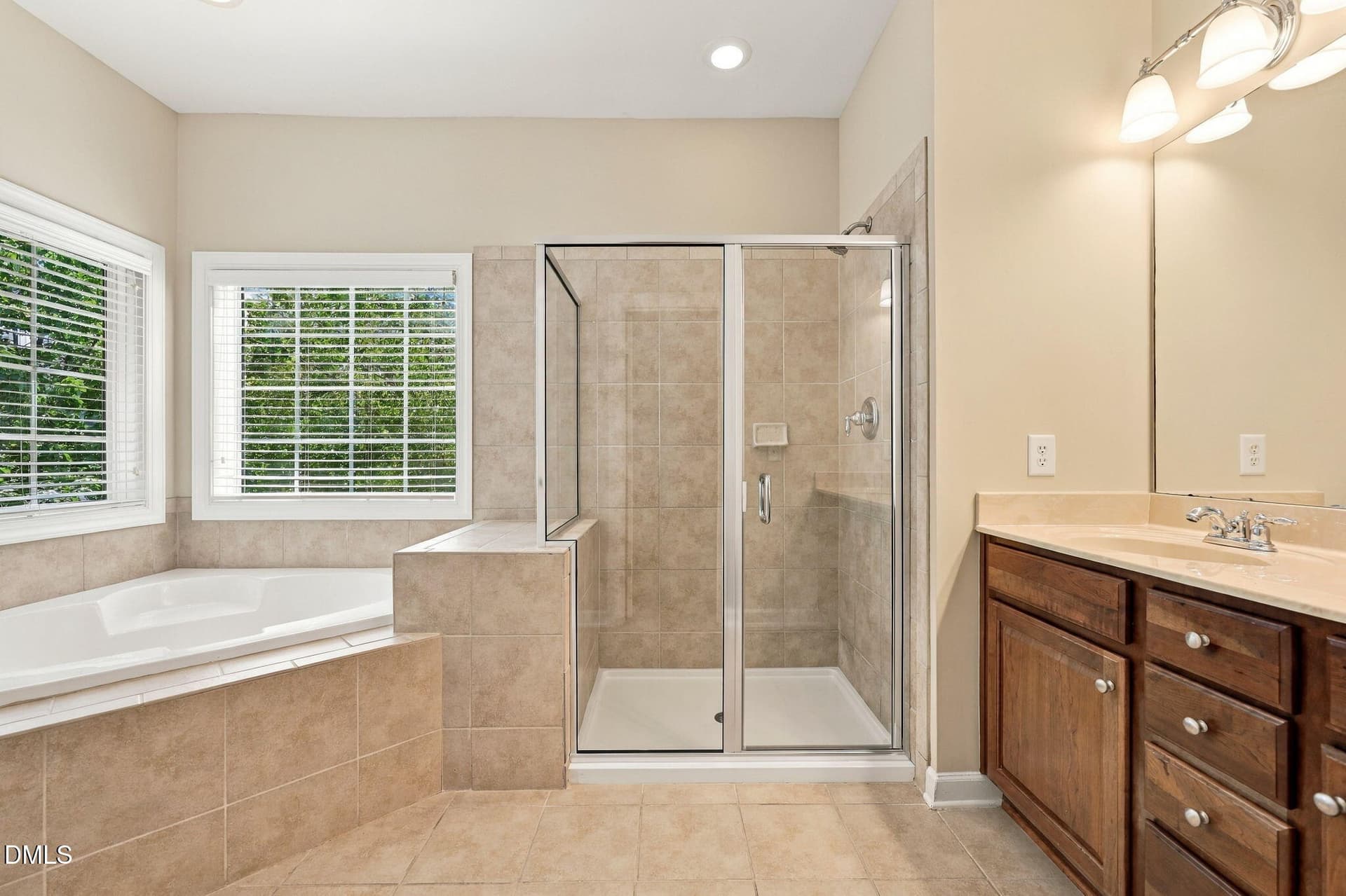 46-web-or-mls-IMG_9728 - 3122 Hudson Hill Lane, Raleigh, NC 27612
