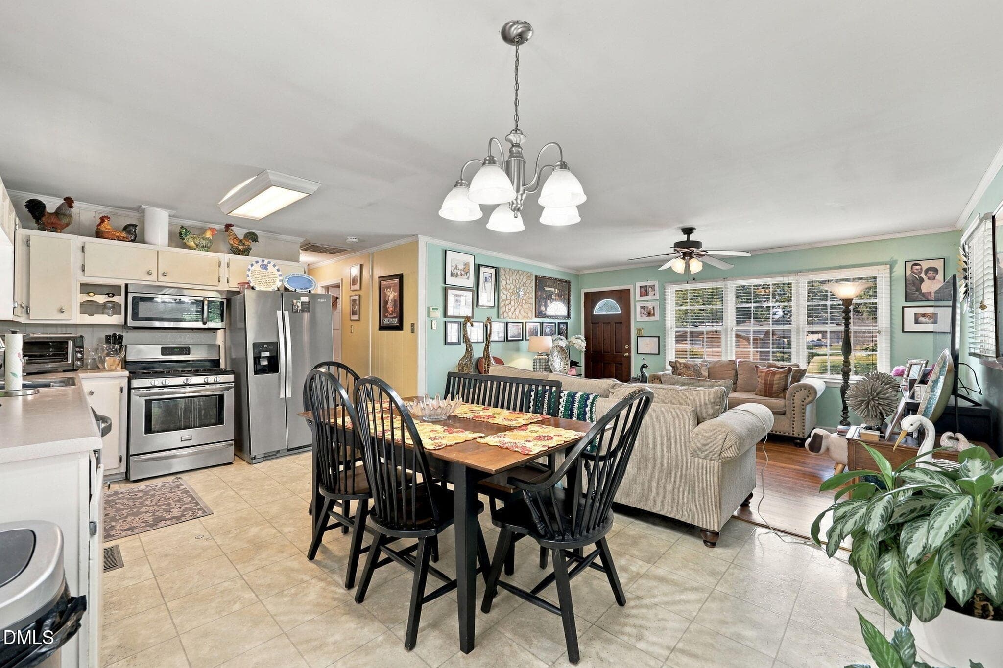 17-web-or-mls-IMG_9386 - 625 Holly Street, Burlington, NC 27217