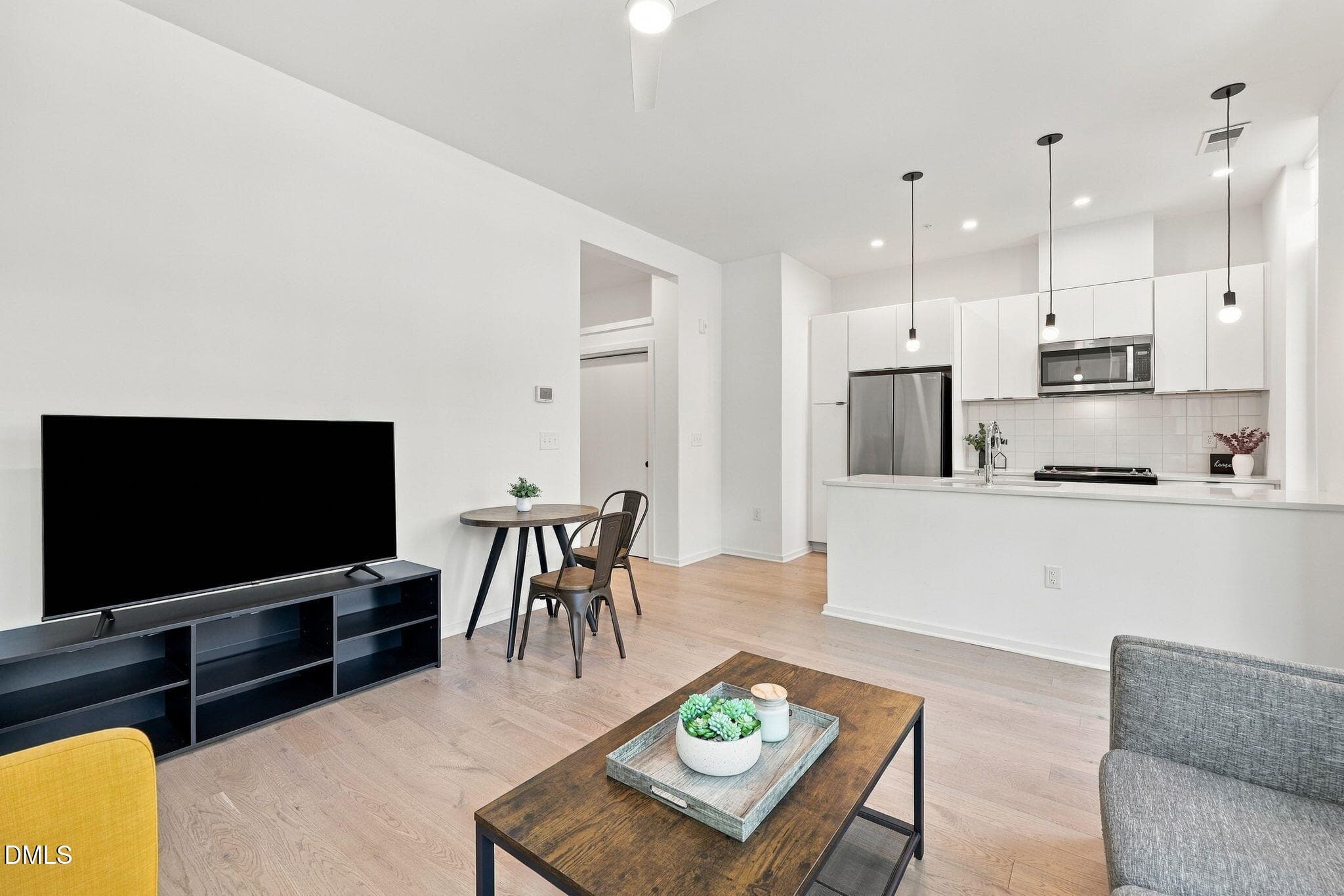 20-web-or-mls-IMG_1390_Edit - 521 N Mangum Street #11, Durham, NC 27701