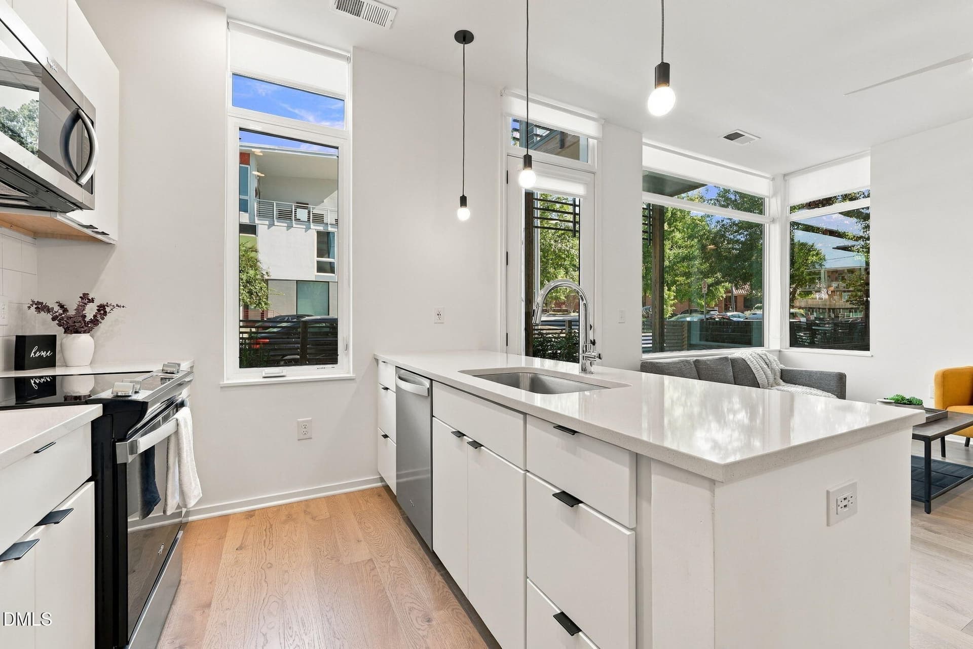 27-web-or-mls-IMG_1417 - 521 N Mangum Street #11, Durham, NC 27701