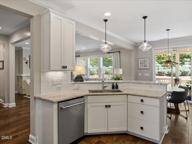 Kitchen - 255 Empress Road, Hillsborough, NC 27278, Hillsborough