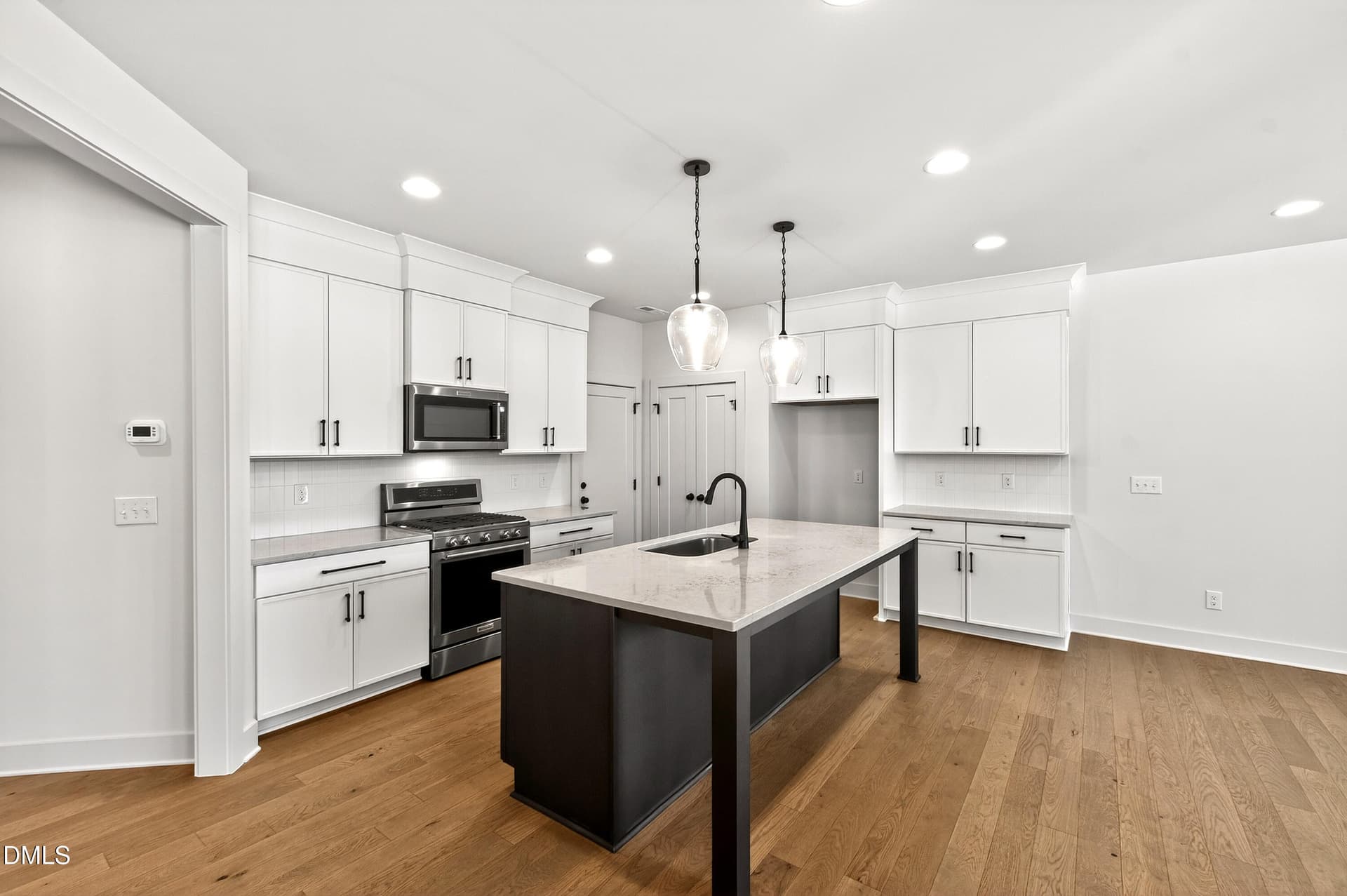982 Helix (10) - 707 Mirkwood Avenue, Apex, NC 27523