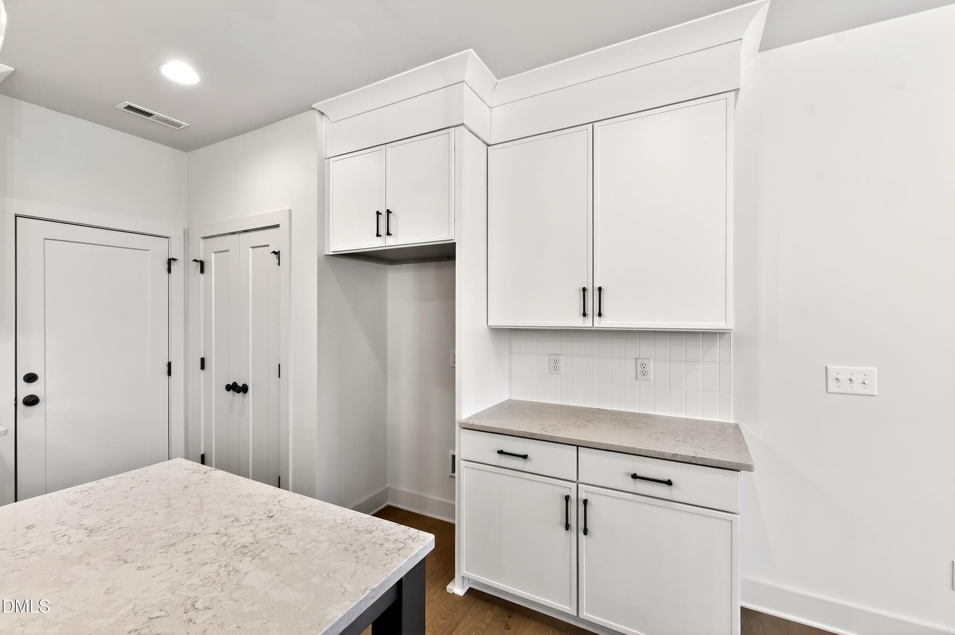 982 Helix (12) - 707 Mirkwood Avenue, Apex, NC 27523