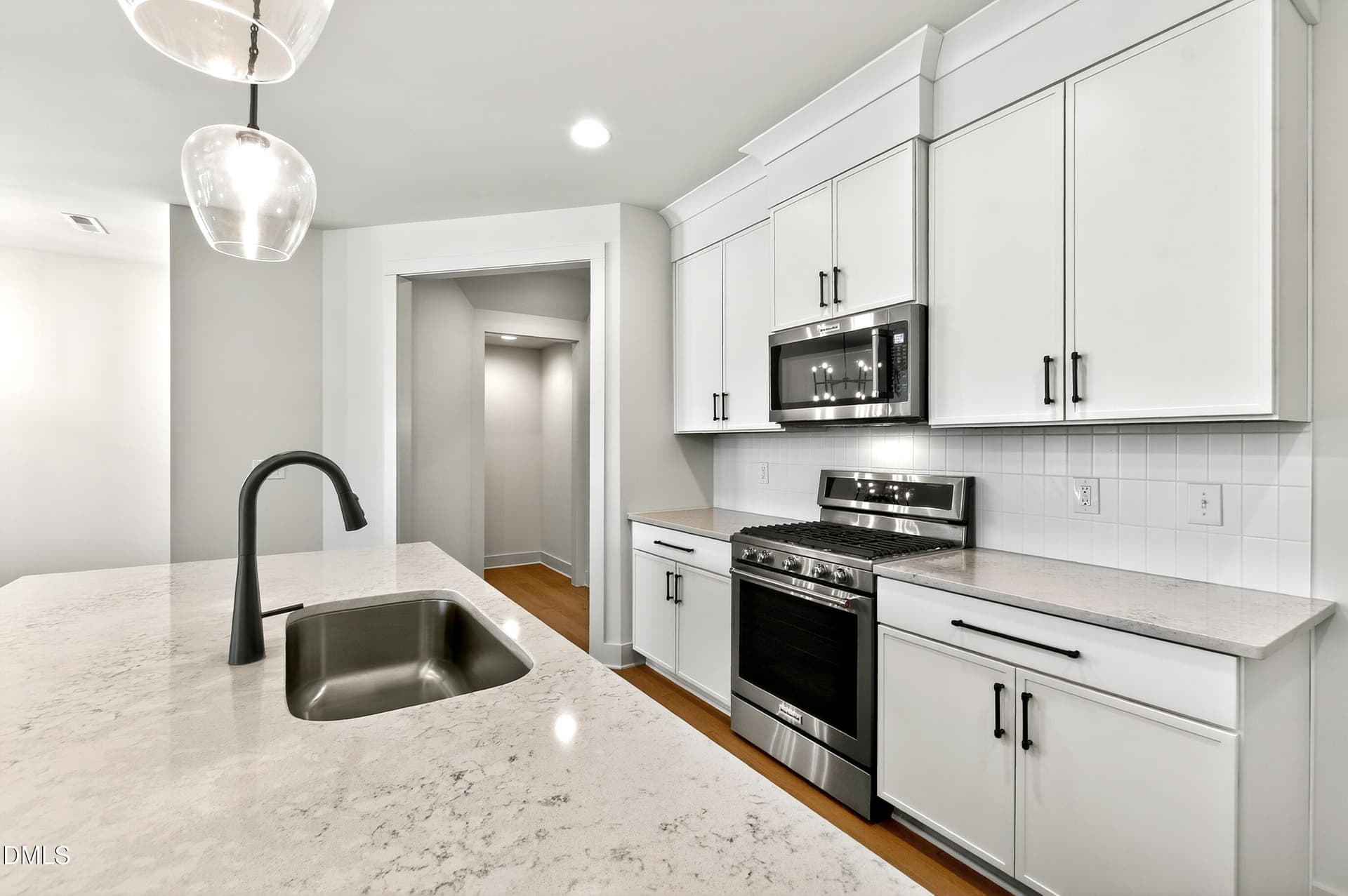 982 Helix (13) - 707 Mirkwood Avenue, Apex, NC 27523