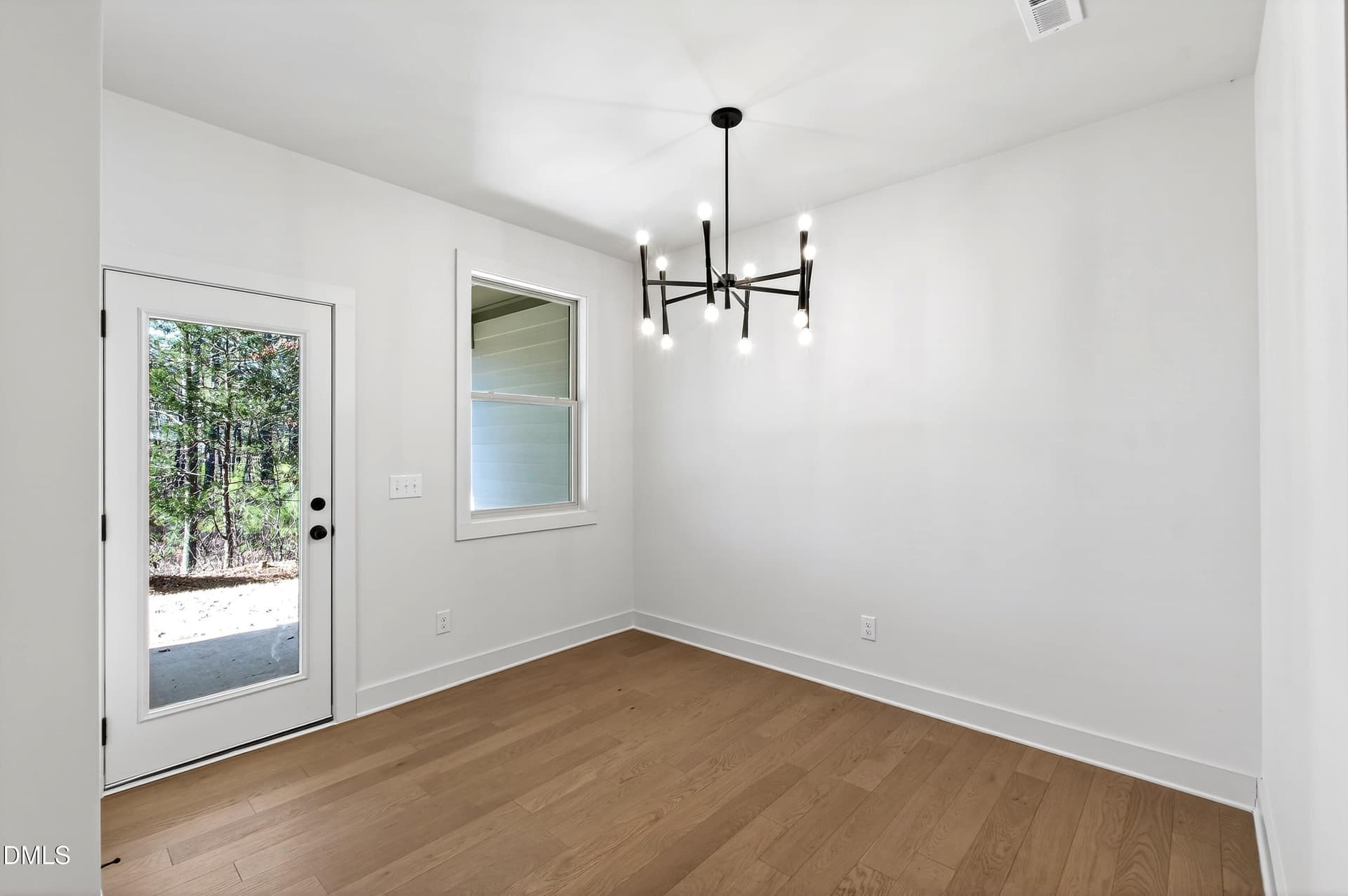 982 Helix (16) - 707 Mirkwood Avenue, Apex, NC 27523