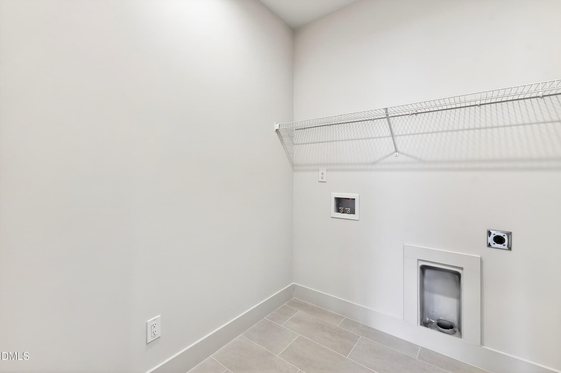 982 Helix (28) - 707 Mirkwood Avenue, Apex, NC 27523
