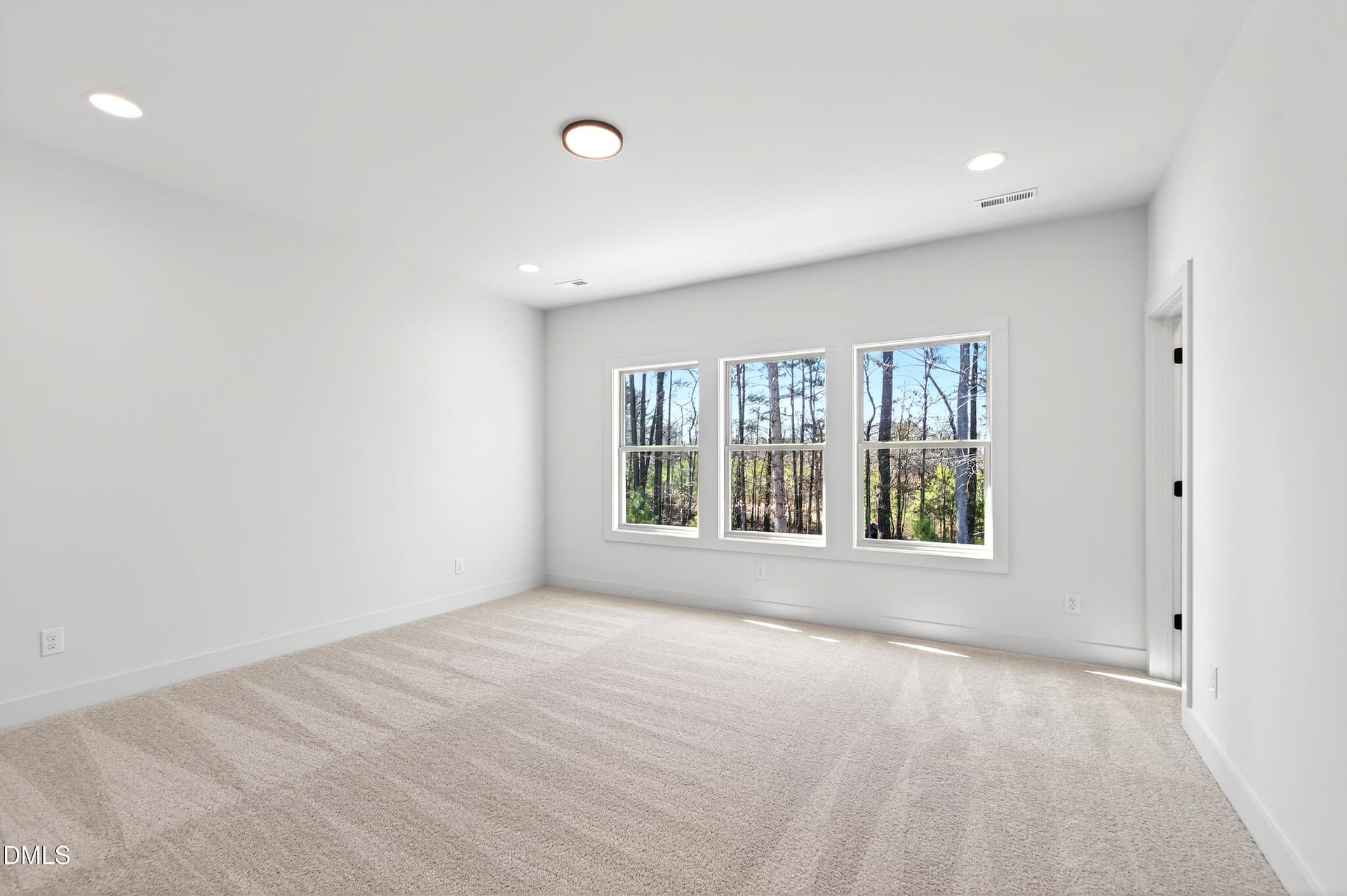 982 Helix (32) - 707 Mirkwood Avenue, Apex, NC 27523