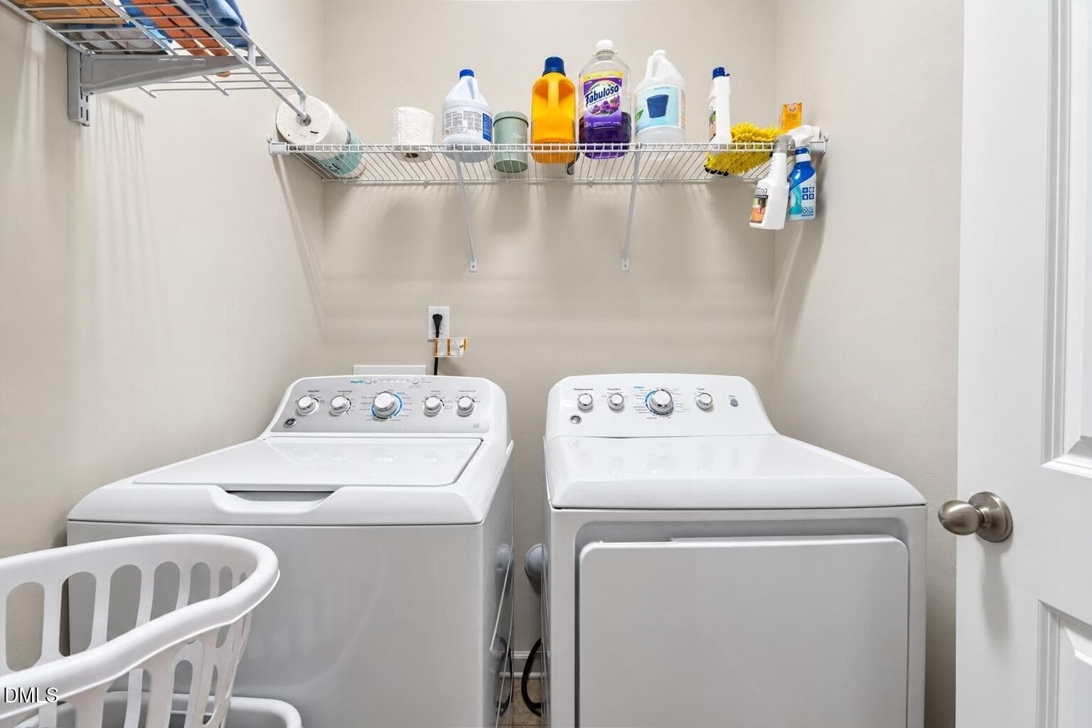 1st Floor Laundry - 3565 Massey Ridge Court, Raleigh, NC 27616
