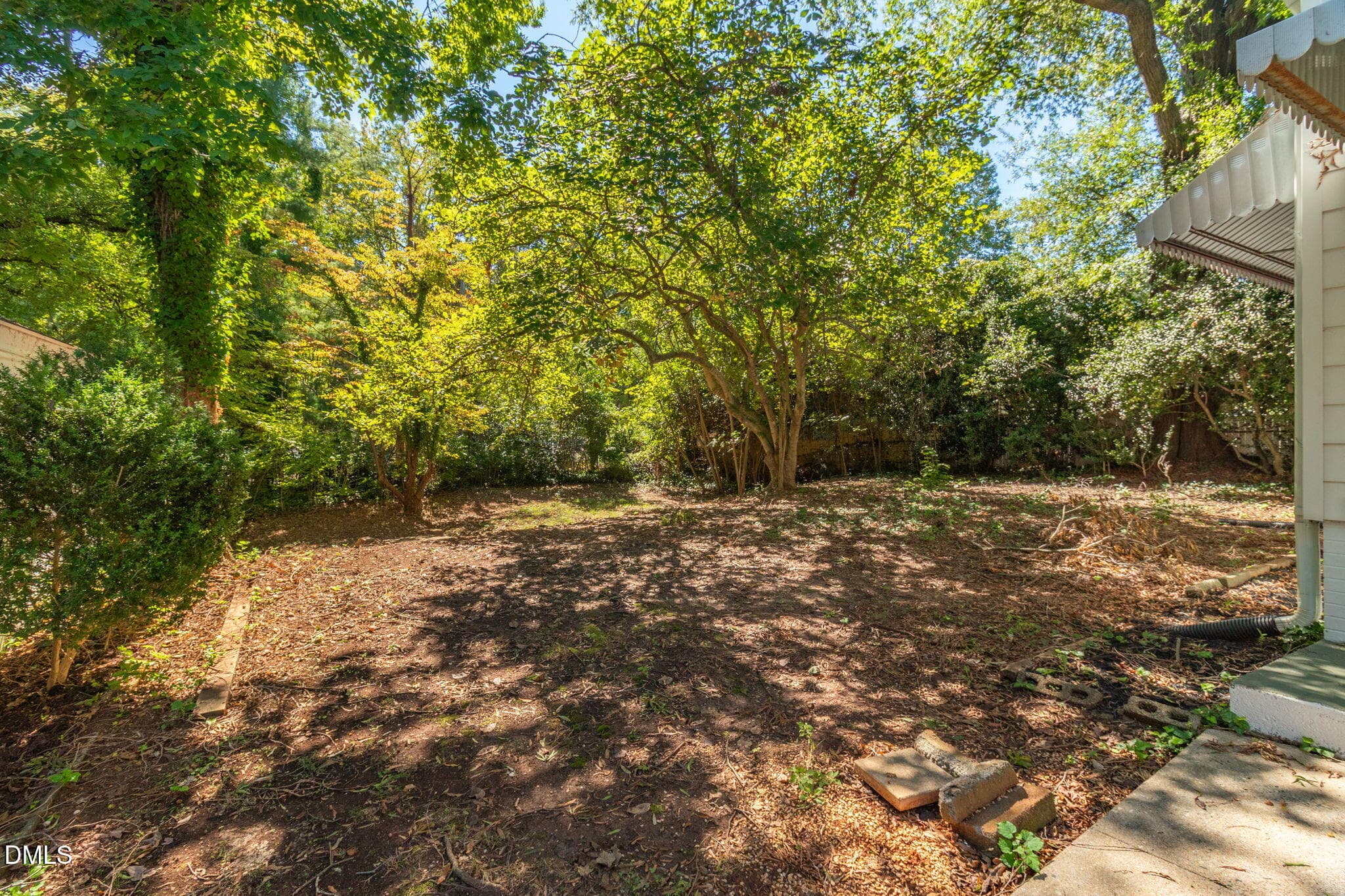 27-web-or-mls-3123 W Friendly Ave-27 - 3123 W Friendly Avenue, Greensboro, NC 27408