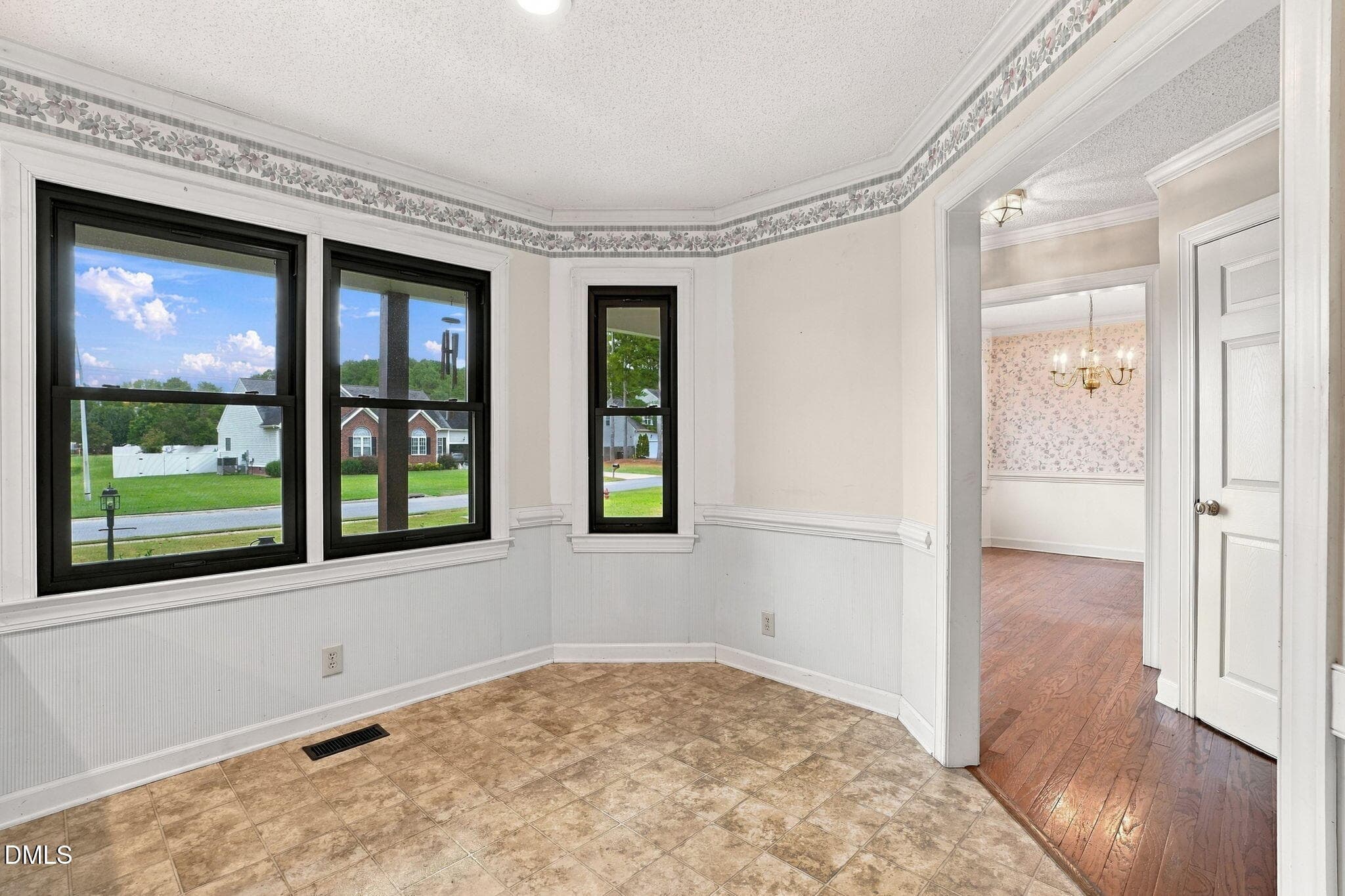 24-web-or-mls-DSC05164-Edited - 203 W Raintree Lane, Goldsboro, NC 27534