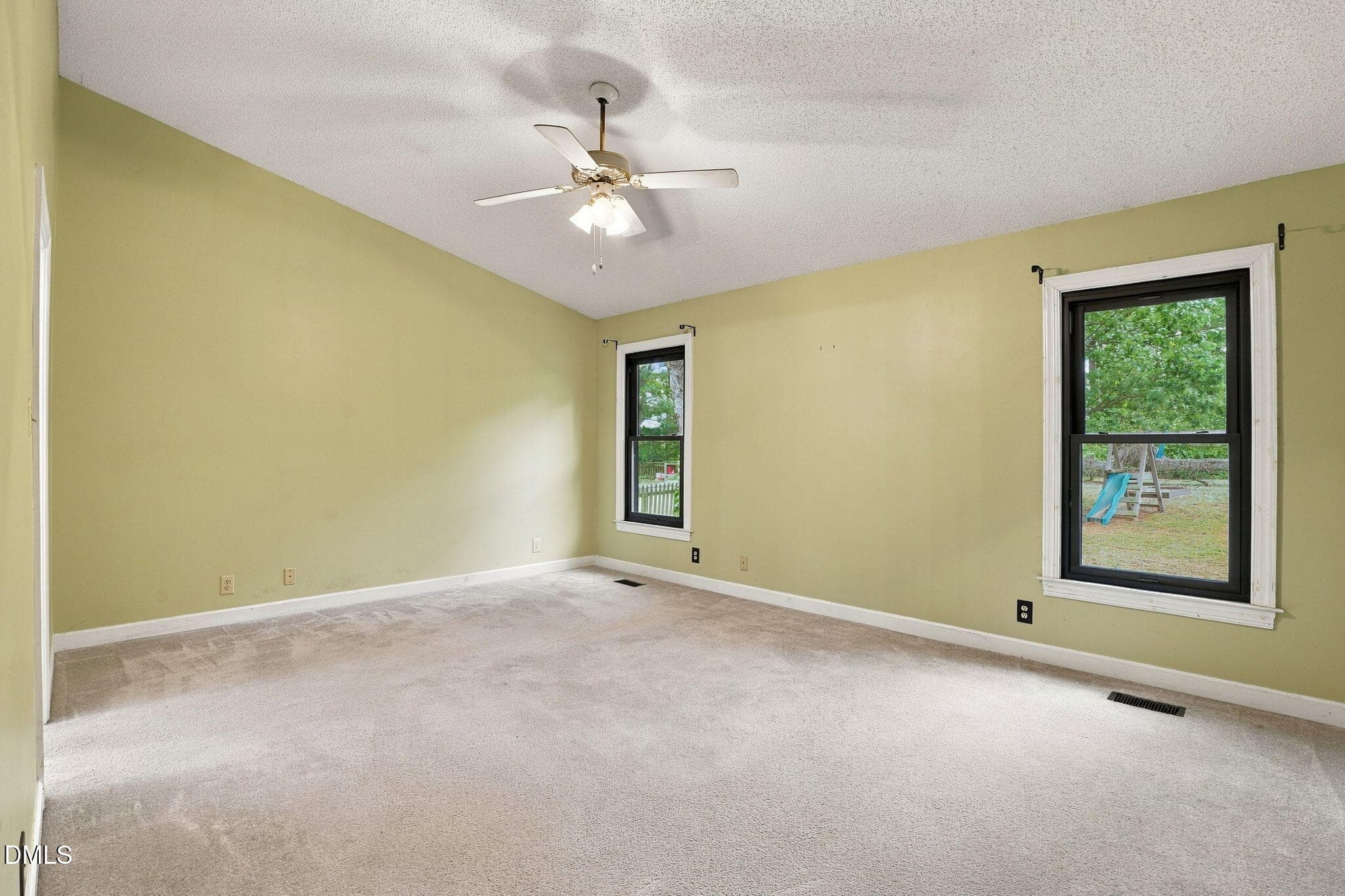 26-web-or-mls-DSC05173 - 203 W Raintree Lane, Goldsboro, NC 27534