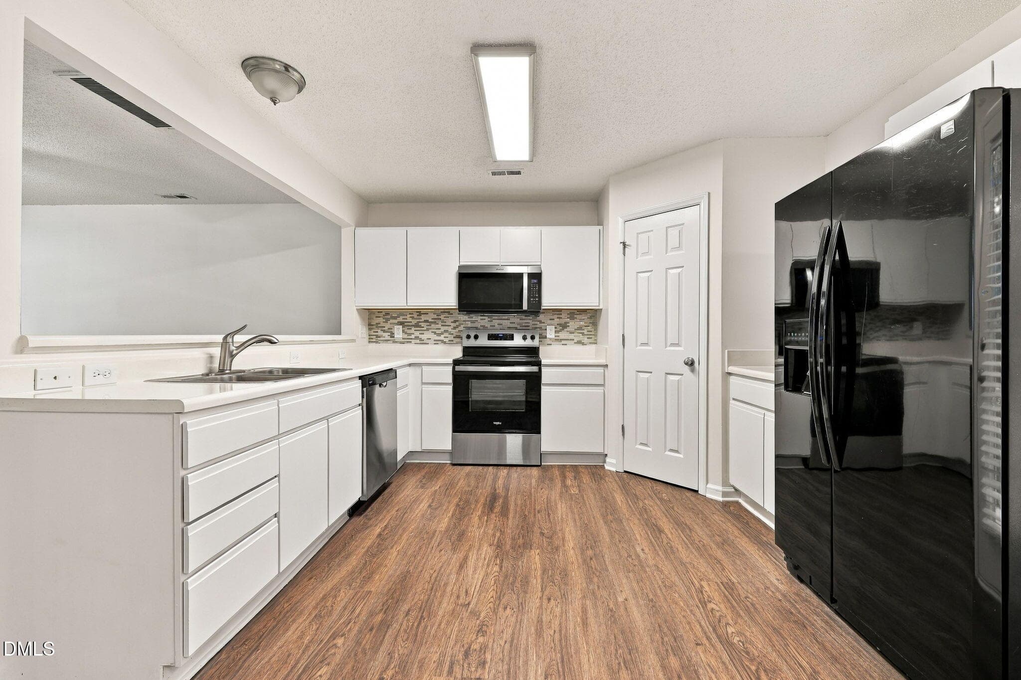 19-web-or-mls-IMG_9677_edit - 803 Woodgreen Drive, Durham, NC 27704