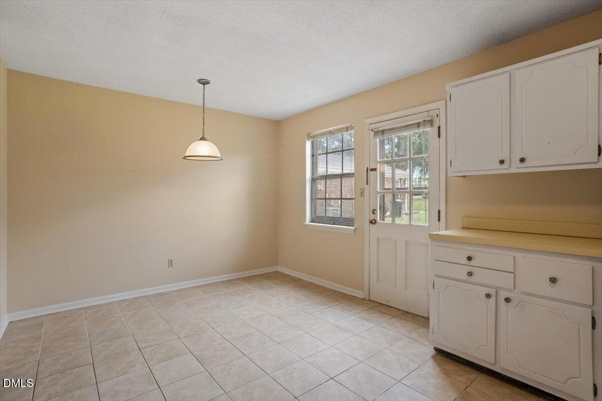 18-1002 Willow Dr [3244113]_07232026_18 - 1002 Willow Drive 19, Chapel Hill, NC 27514, Chapel Hill