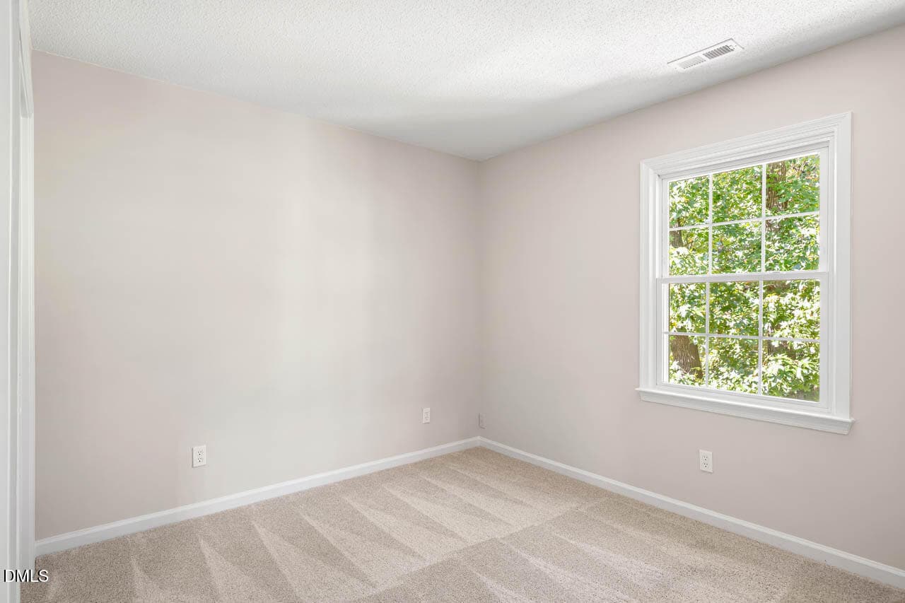 Second Upstairs Bedroom - 5516 Bridford Place, Raleigh, NC 27613