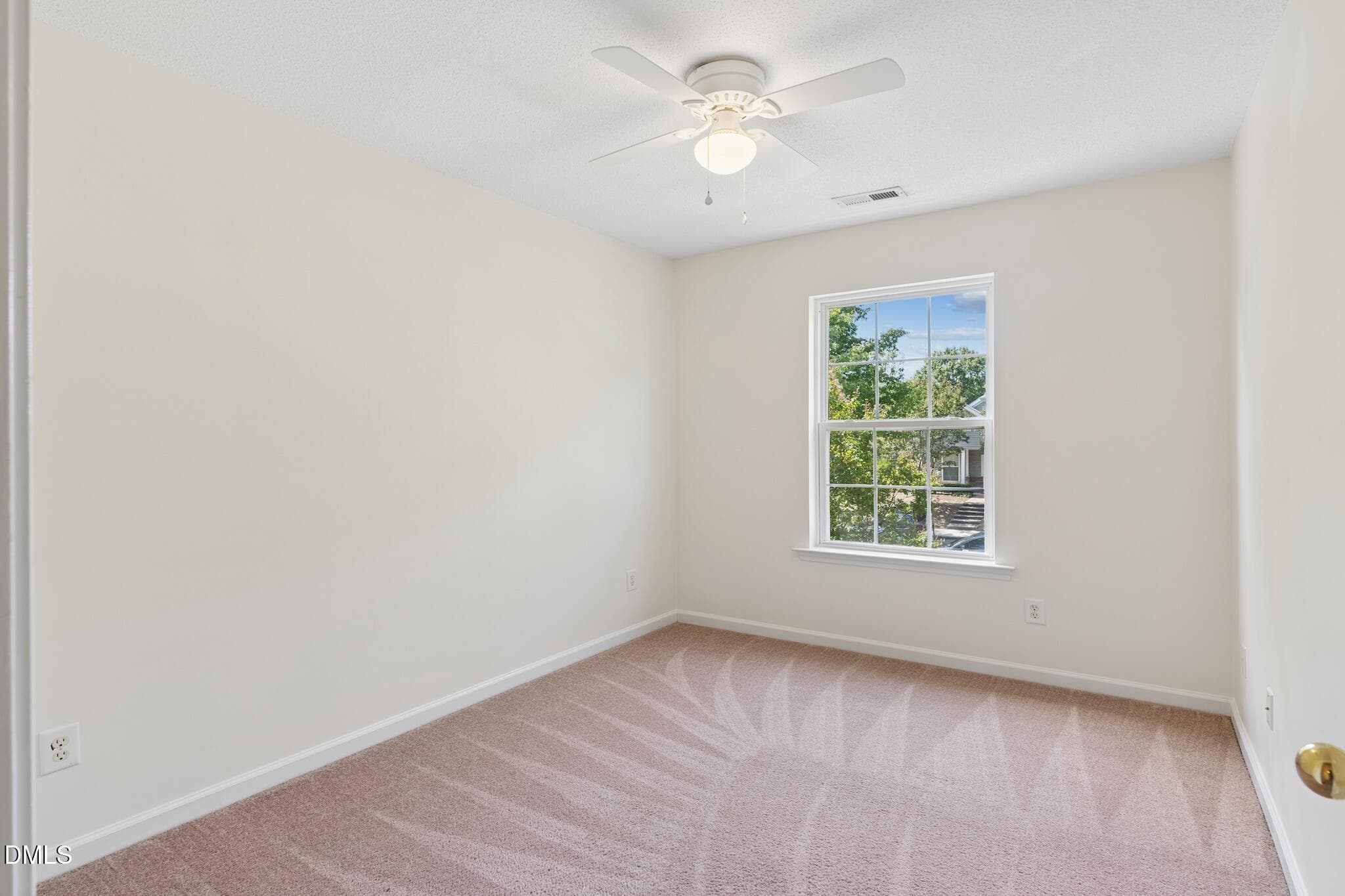 DSC00320 - 904 Cinnamon Drive, Durham, NC 27713